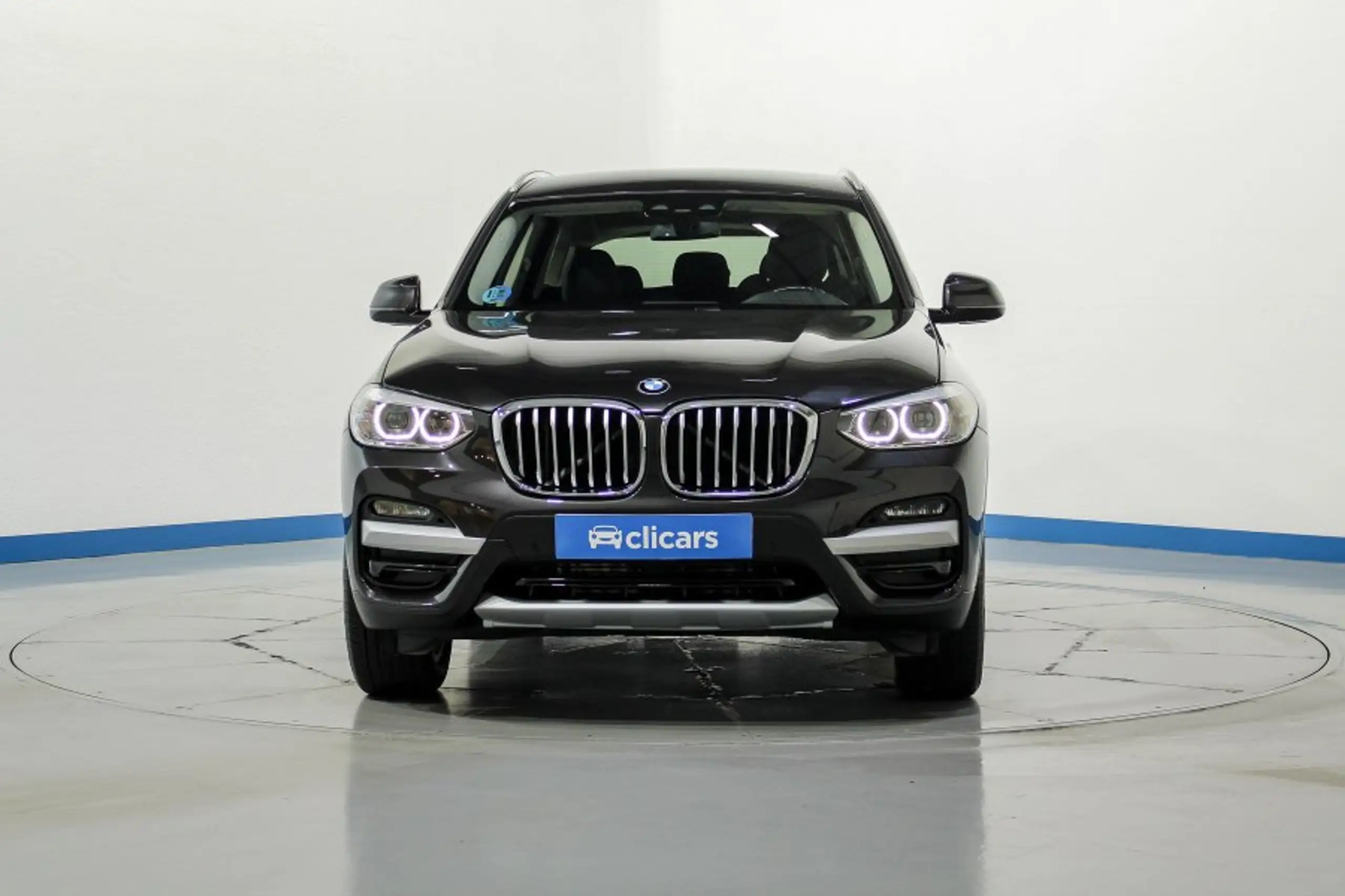 BMW - X3