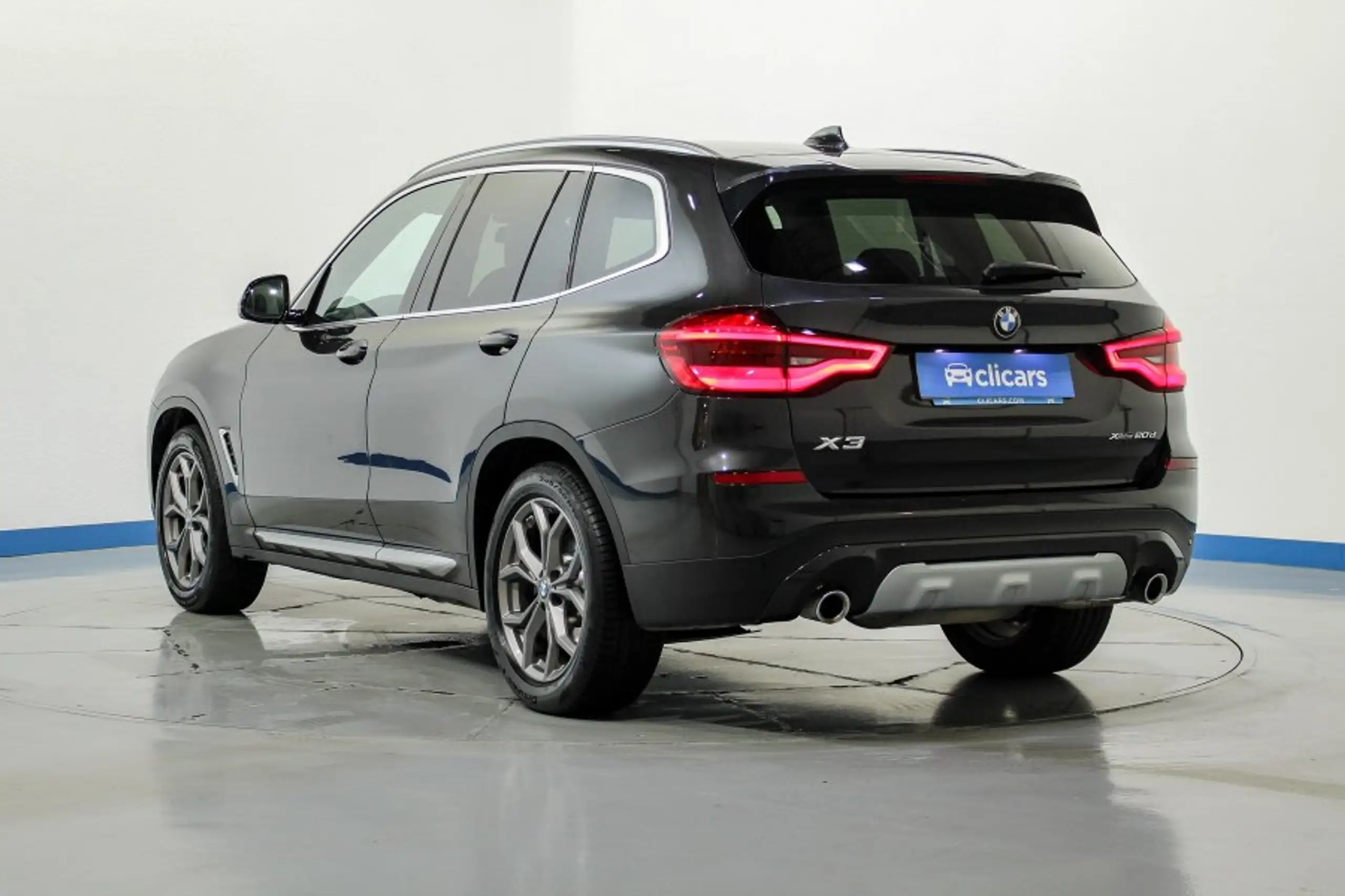 BMW - X3