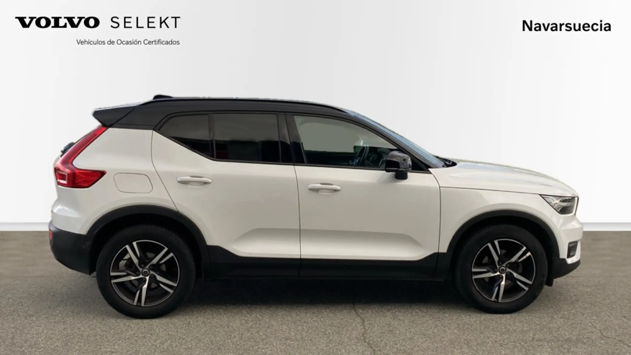 Volvo - XC40