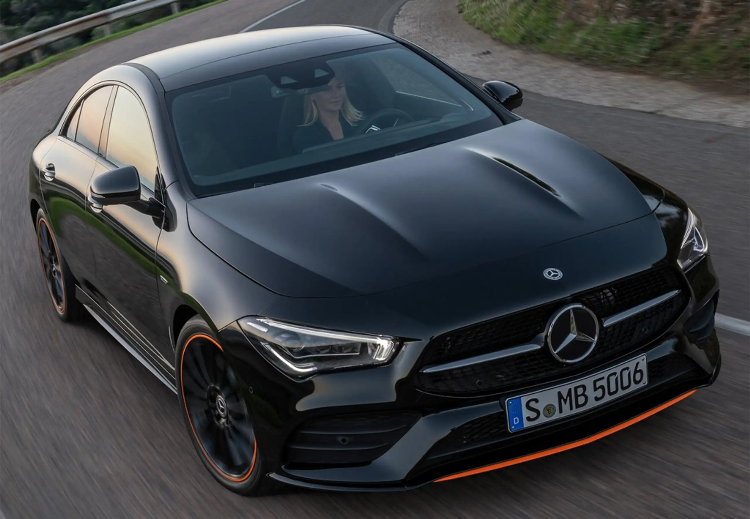 Mercedes-Benz - CLA 250