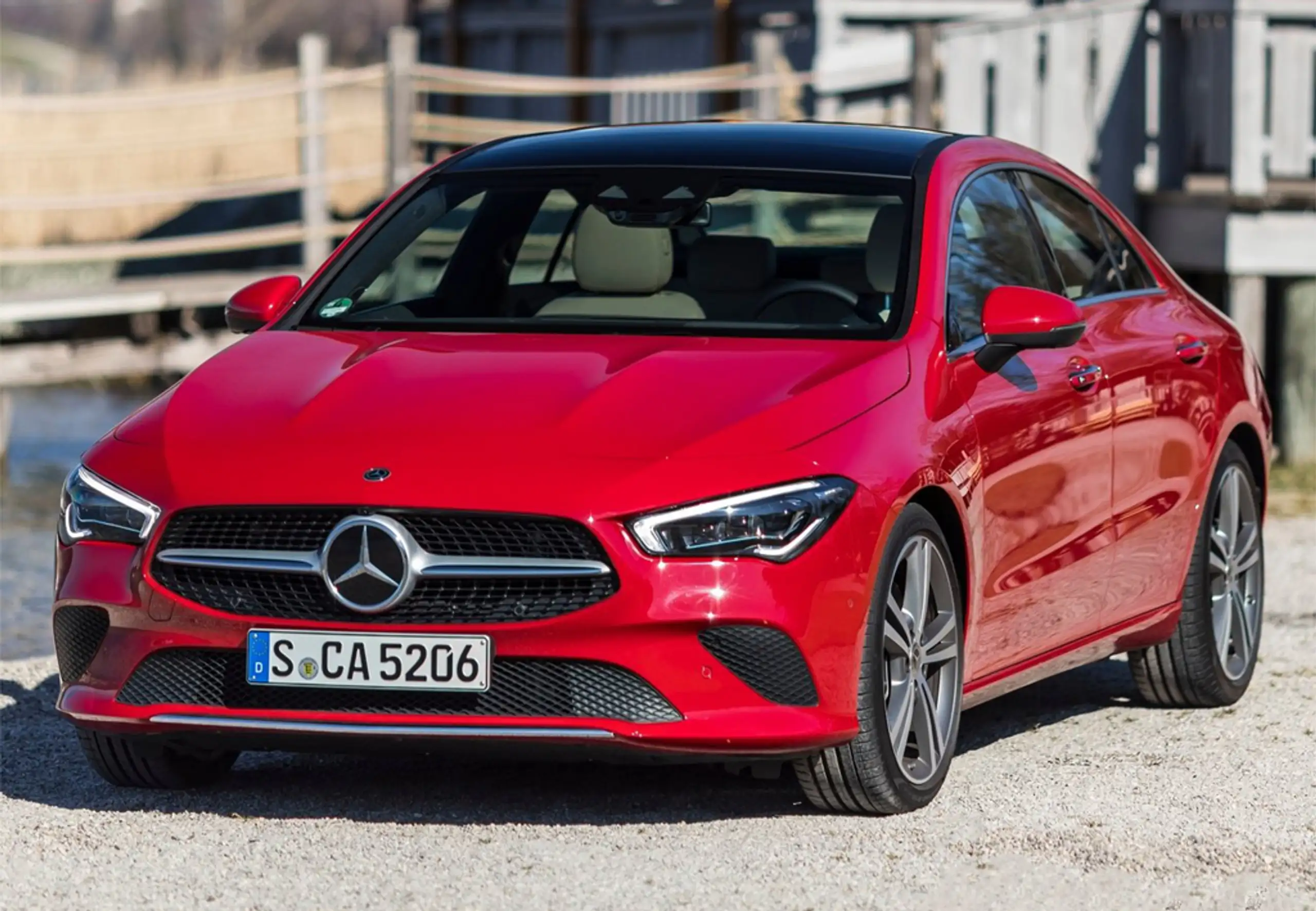 Mercedes-Benz - CLA 250