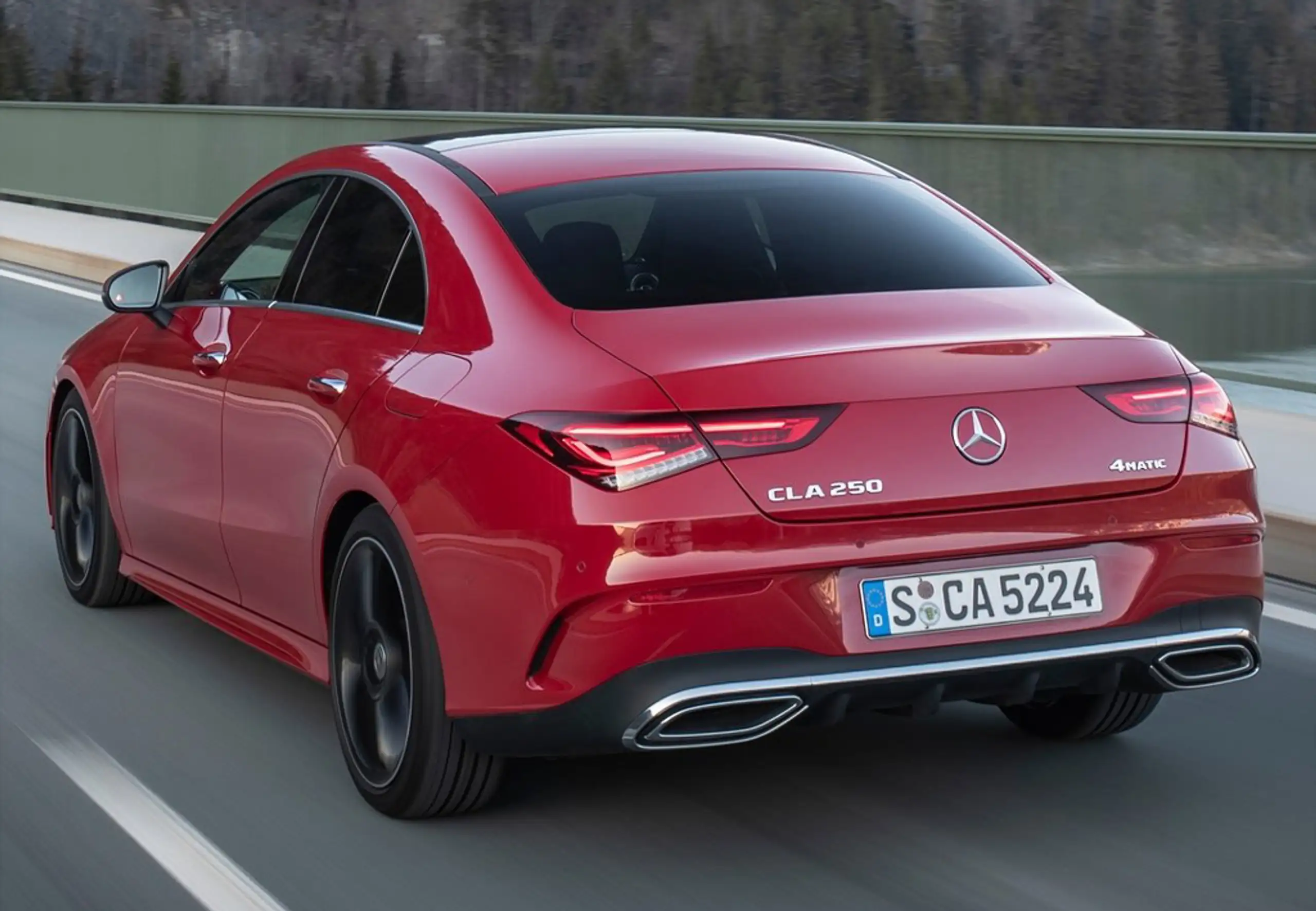 Mercedes-Benz - CLA 250