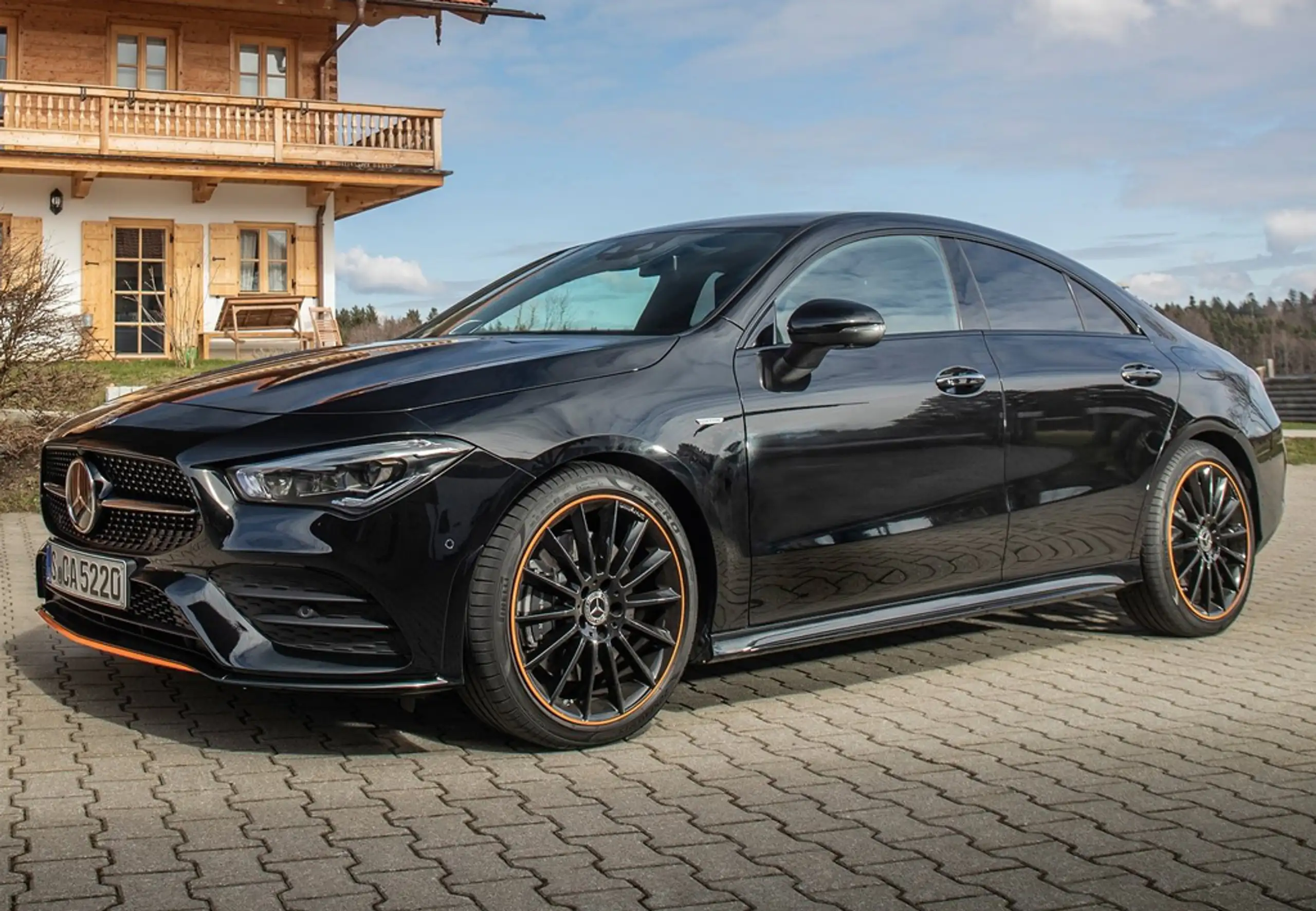 Mercedes-Benz - CLA 250