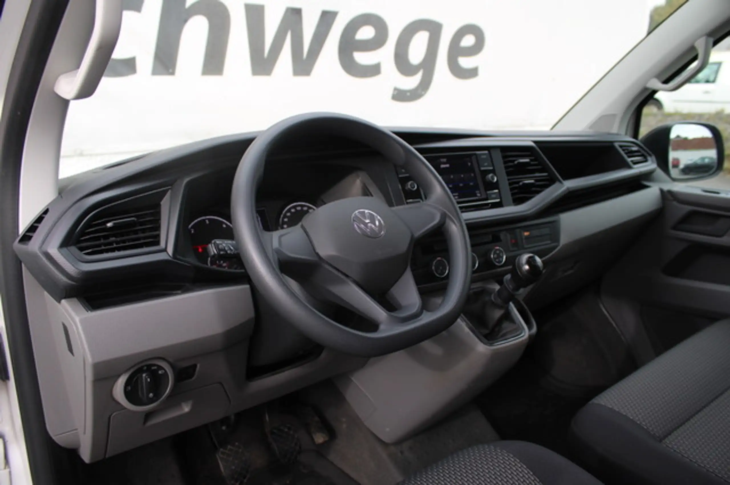 Volkswagen - T6.1 Transporter