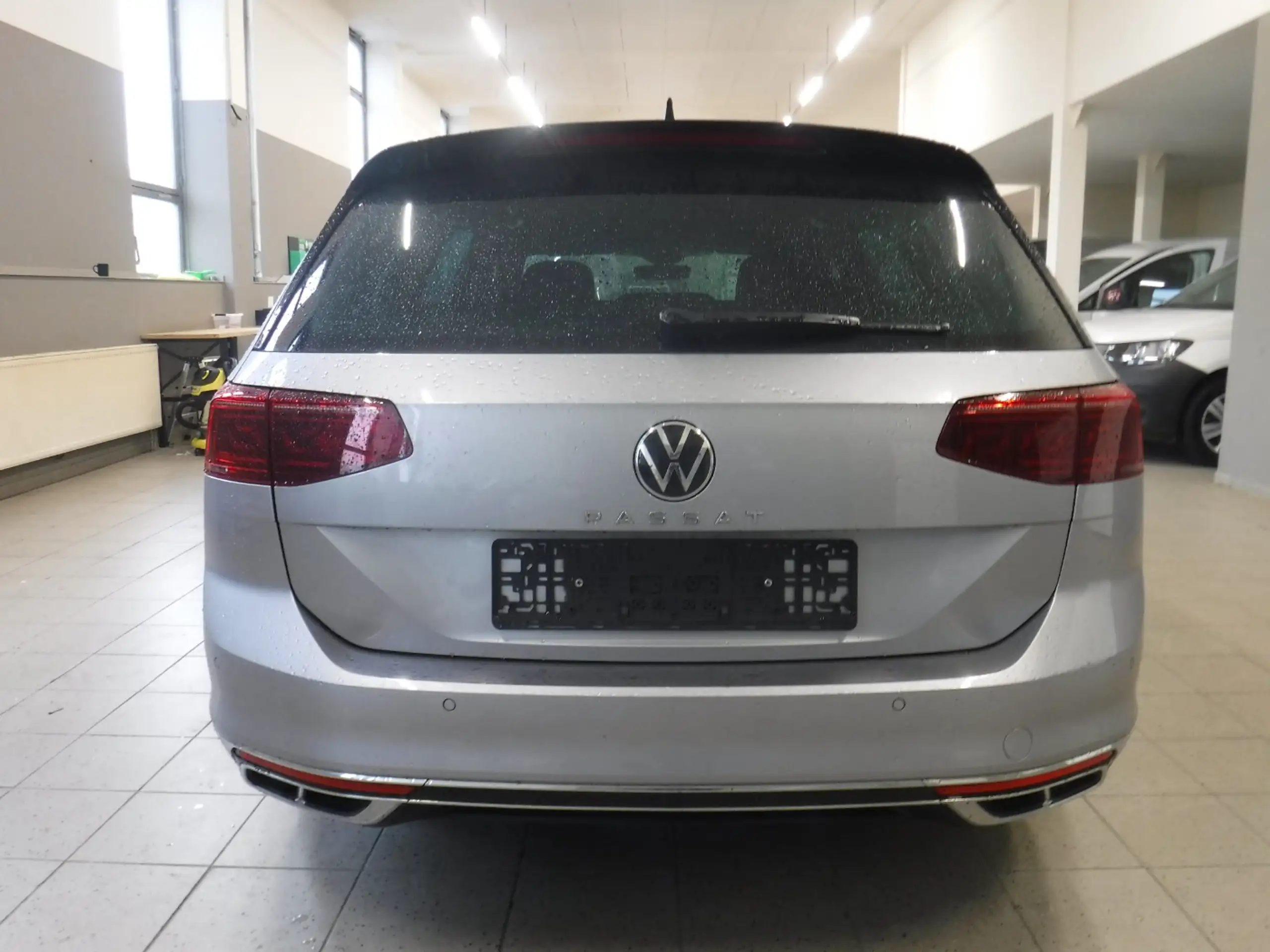 Volkswagen - Passat