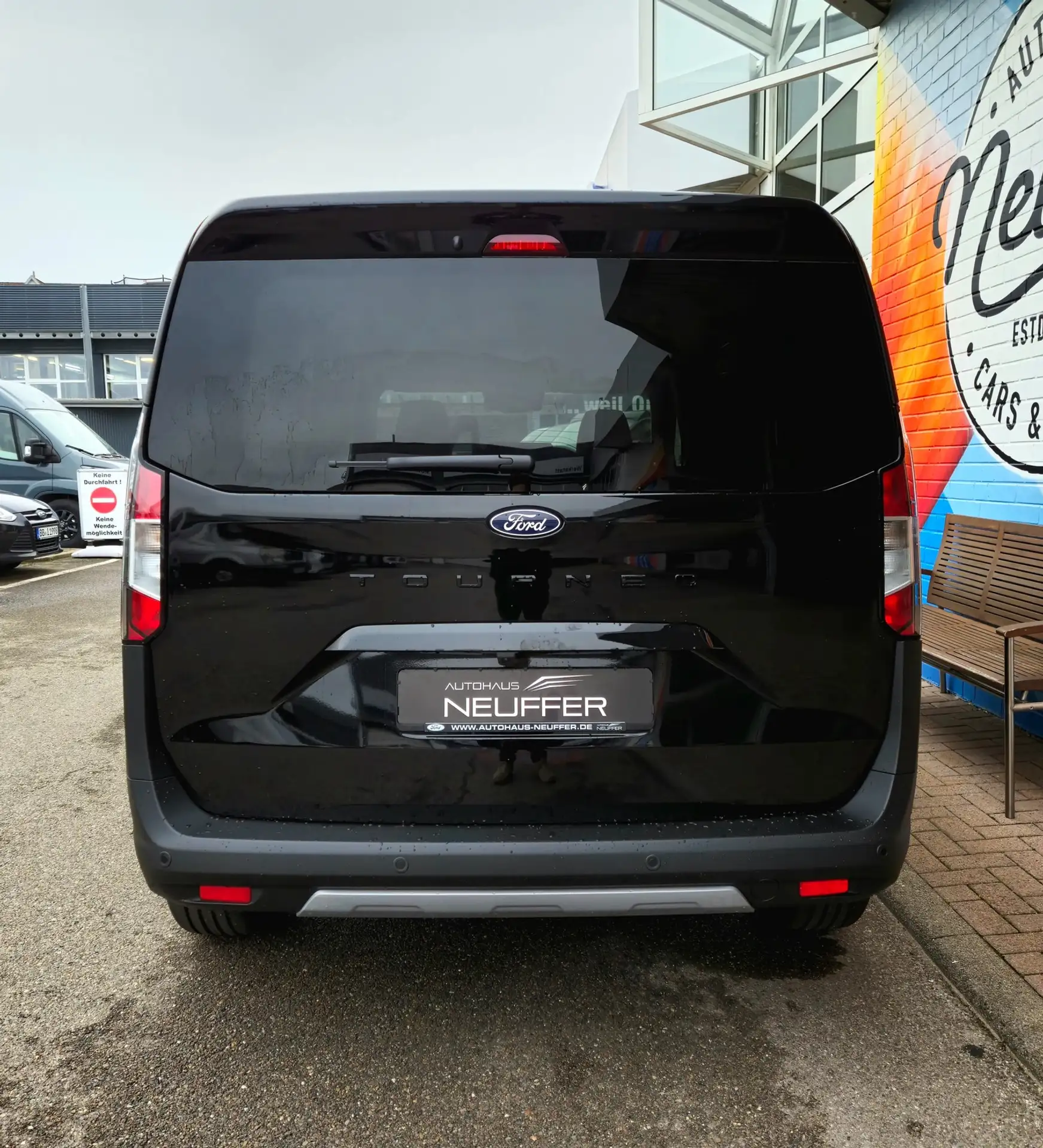 Ford - Tourneo Courier