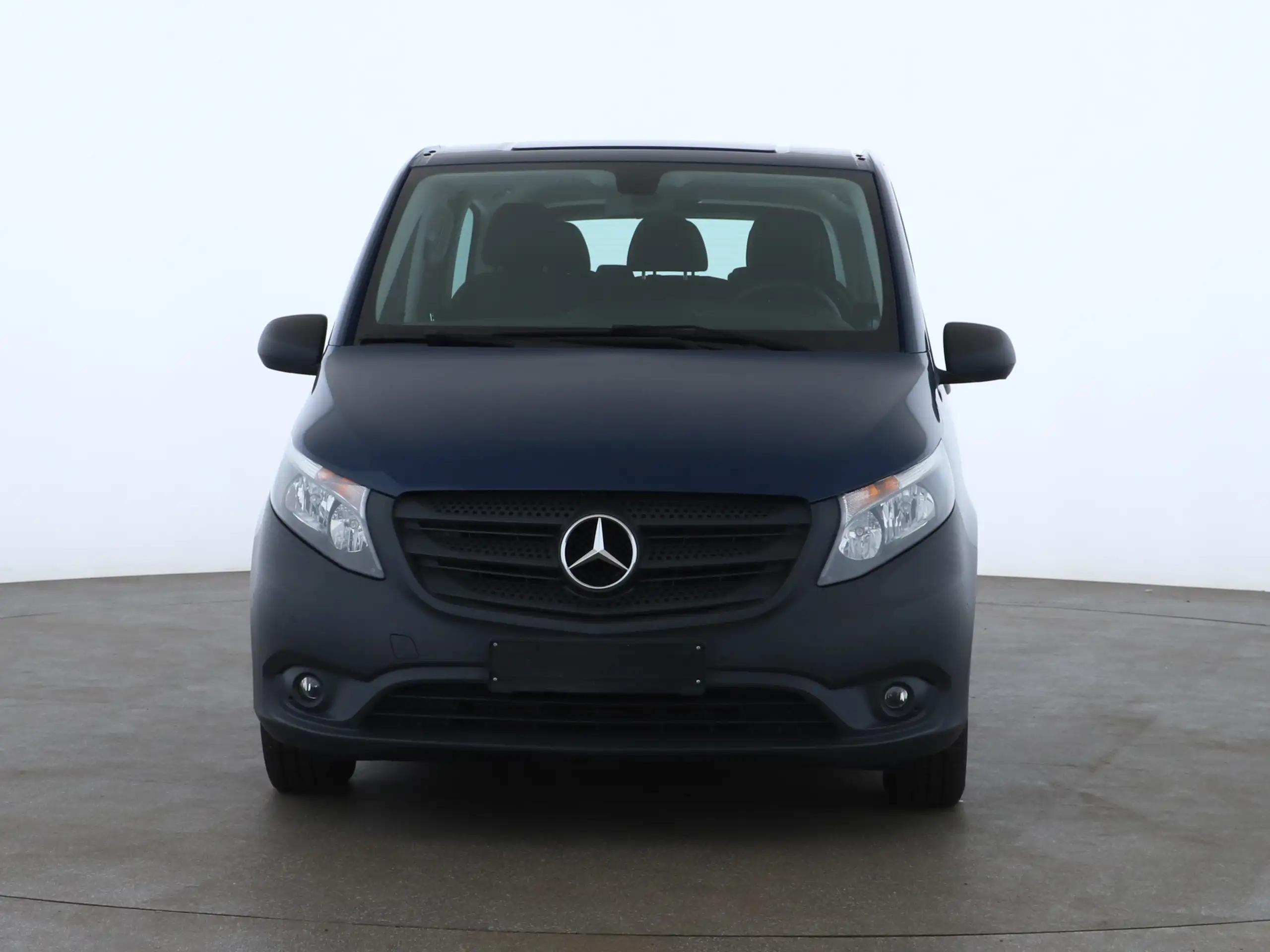 Mercedes-Benz - Vito