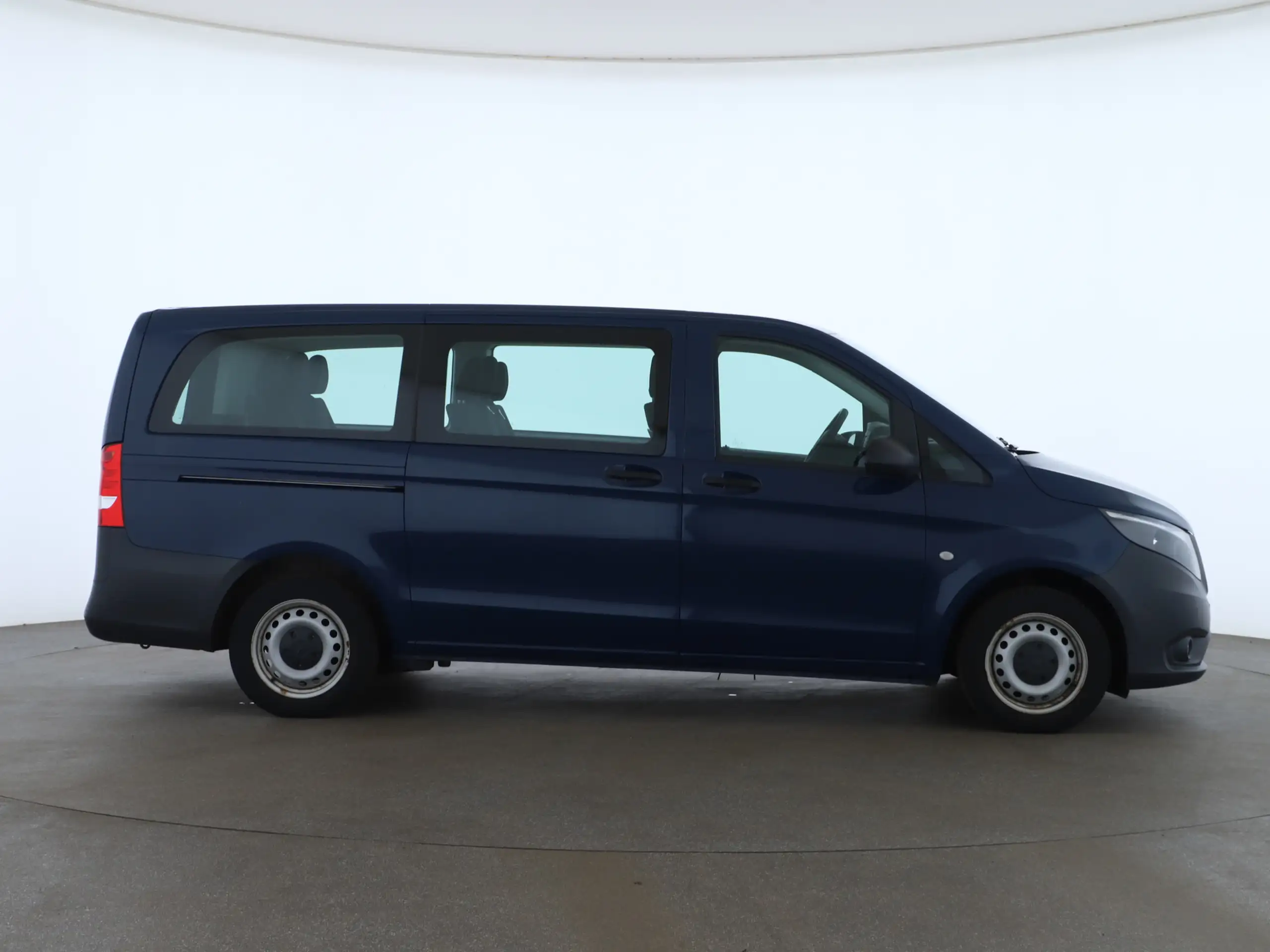 Mercedes-Benz - Vito