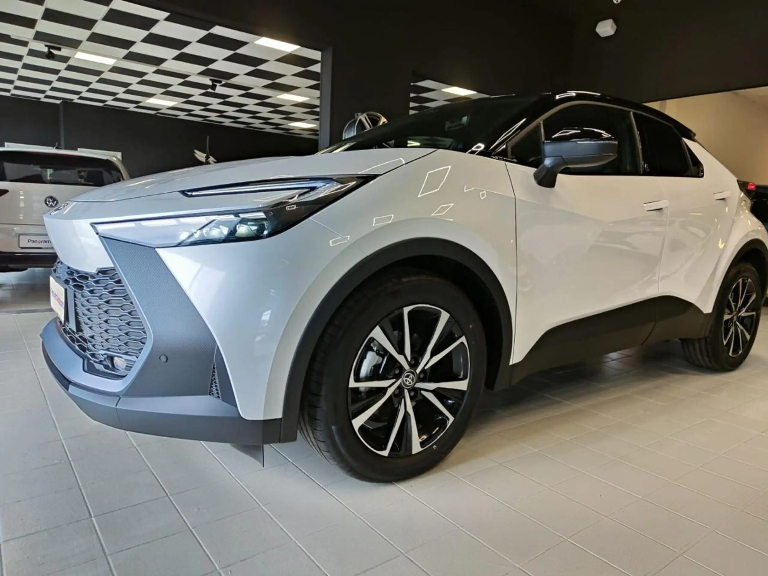 Toyota - C-HR