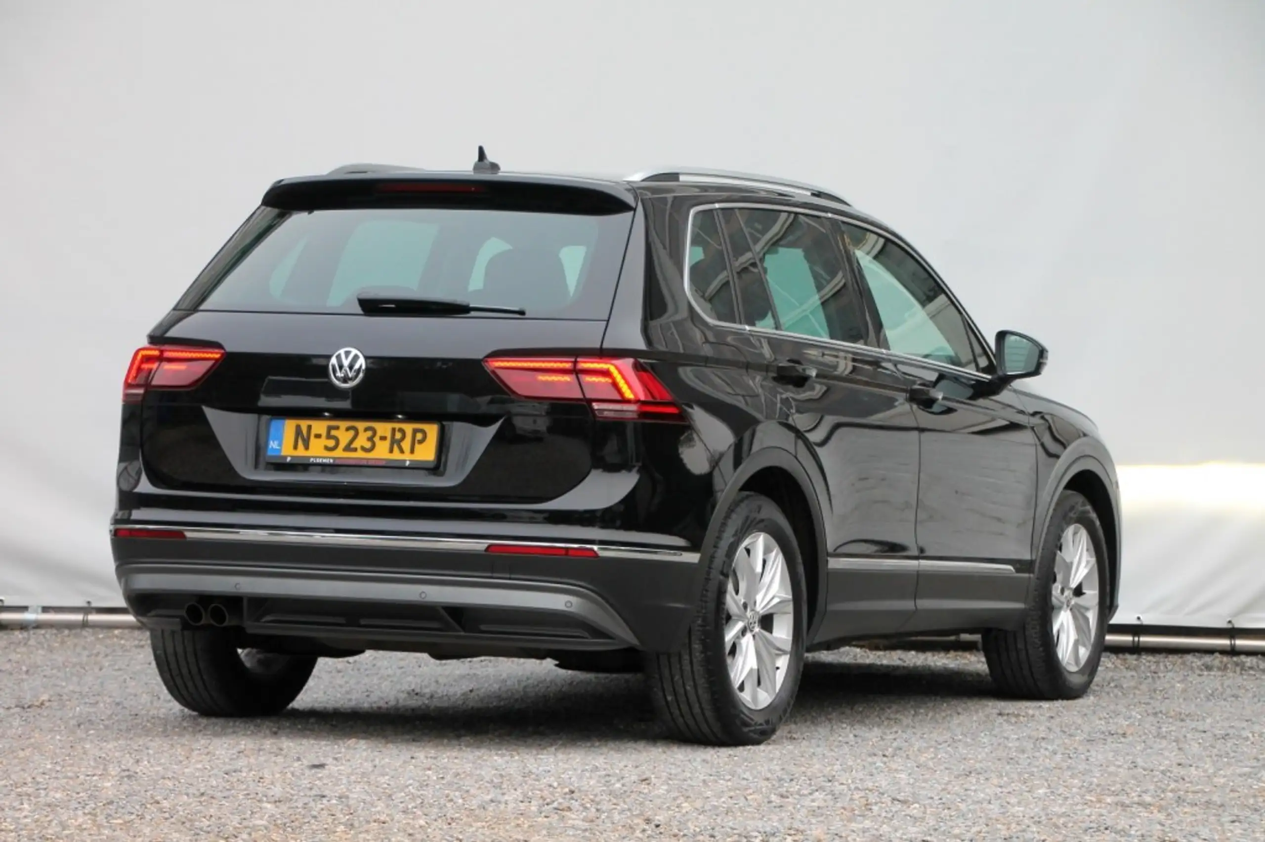 Volkswagen - Tiguan