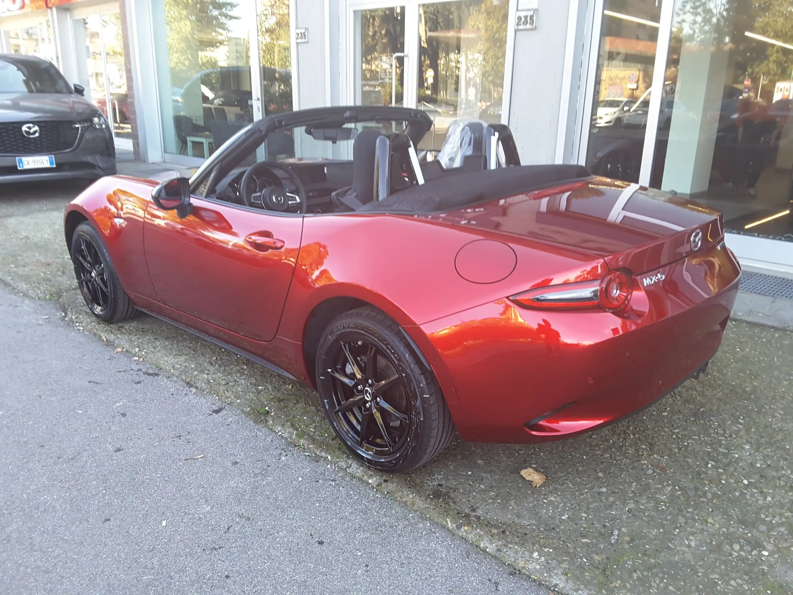 Mazda - MX-5