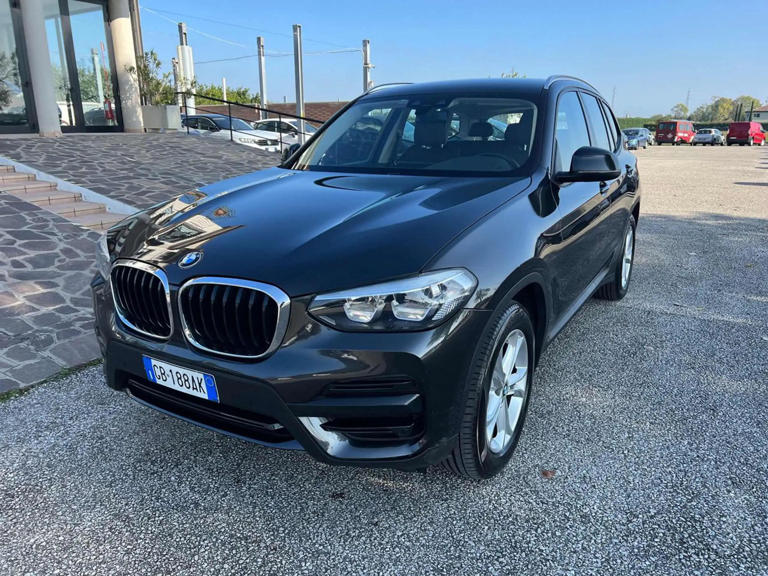 BMW - X3