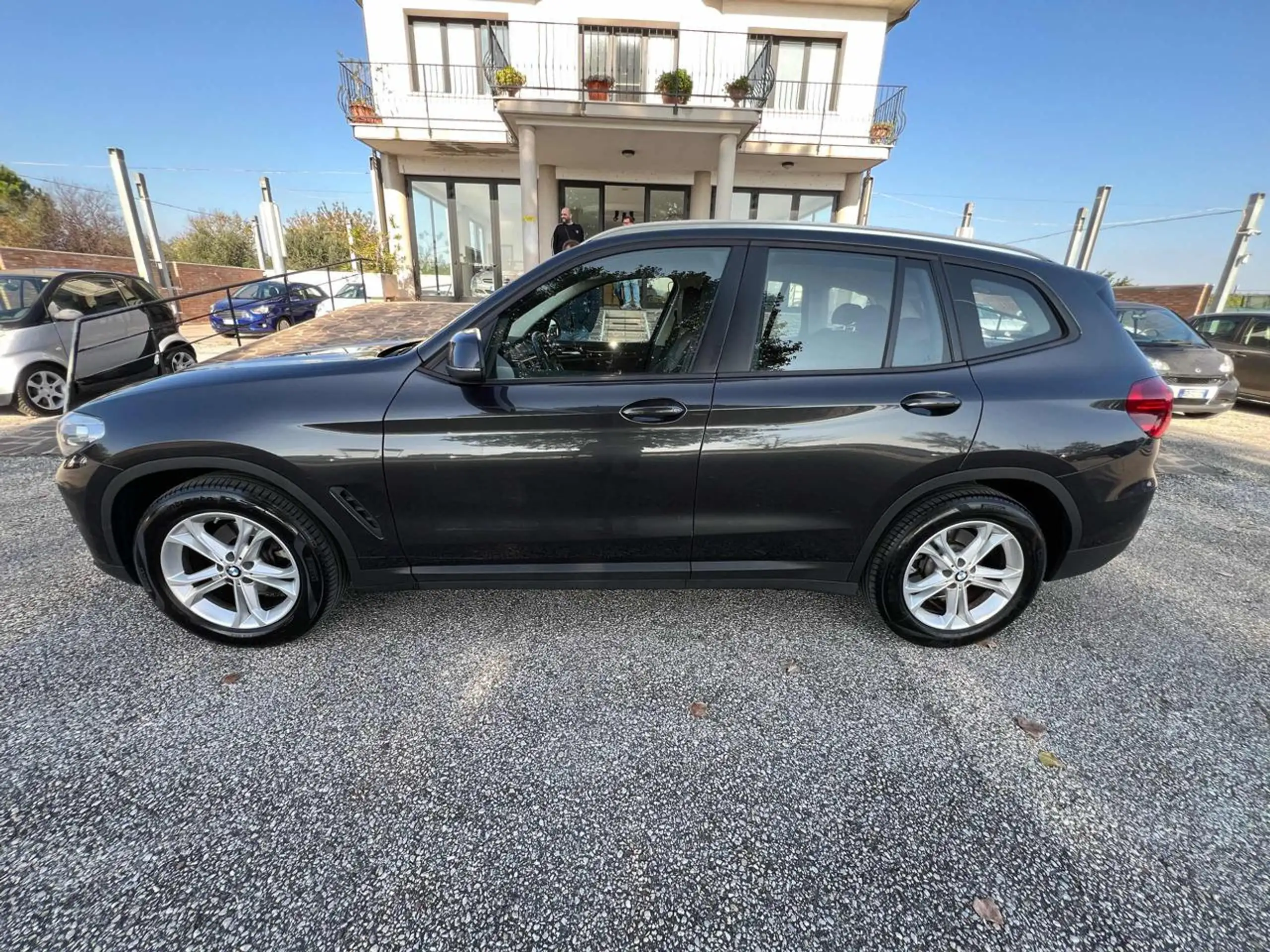 BMW - X3