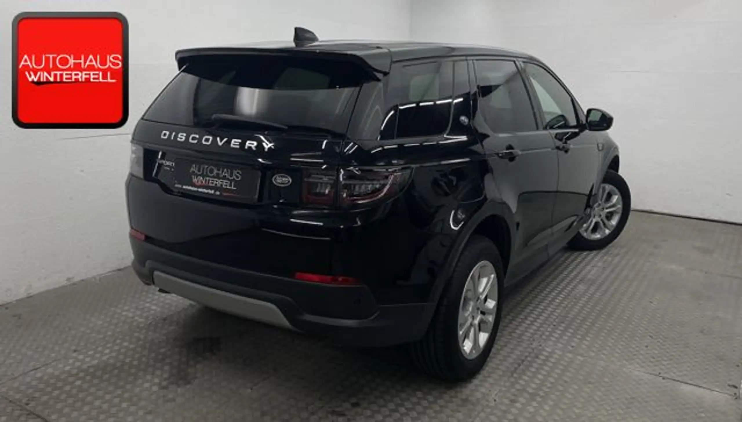 Land Rover - Discovery Sport