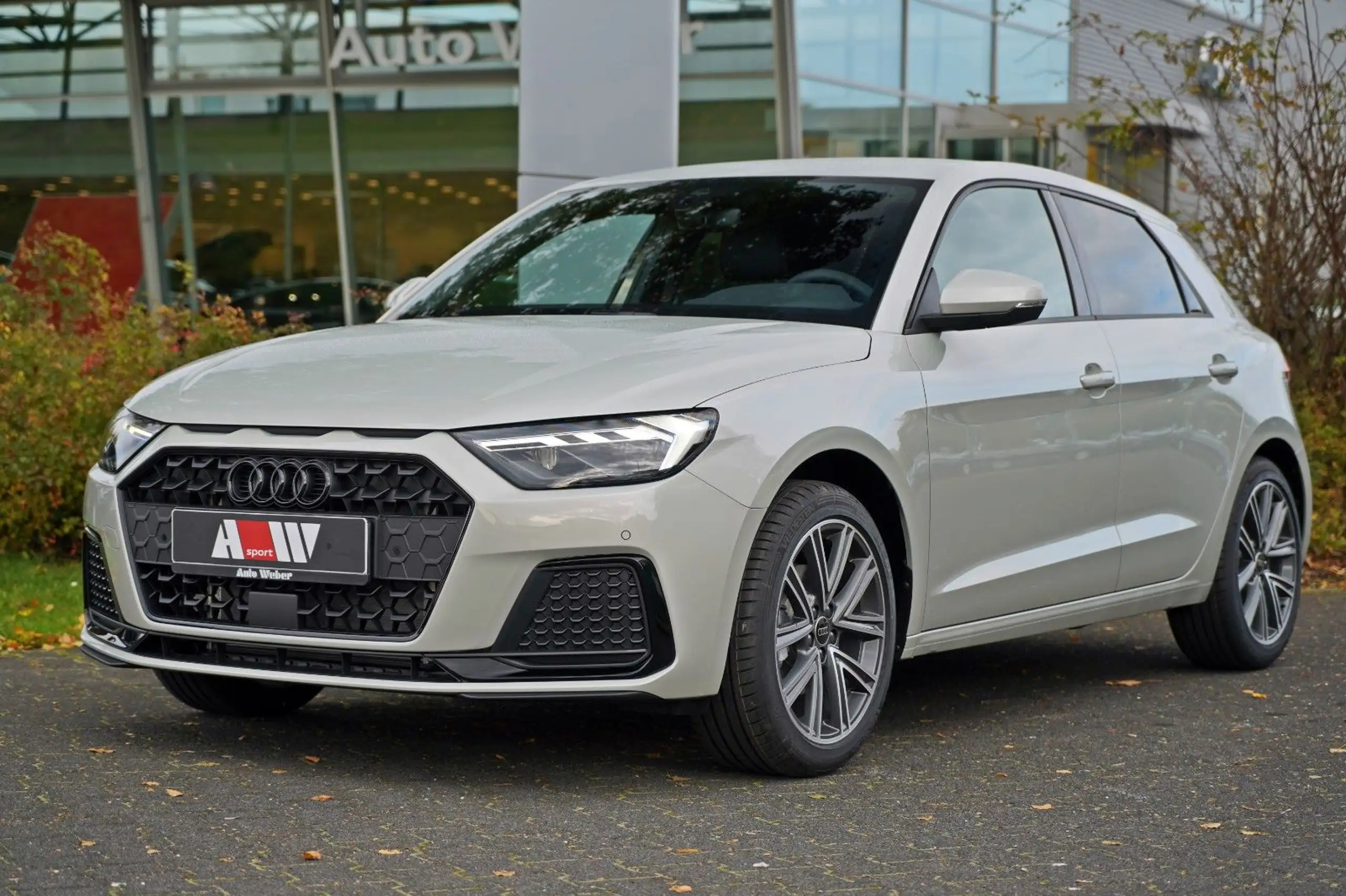 Audi - A1