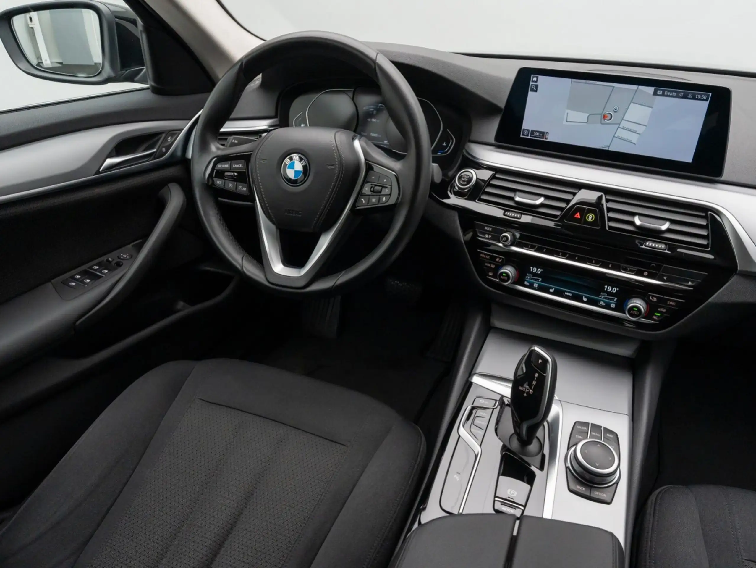 BMW - 520