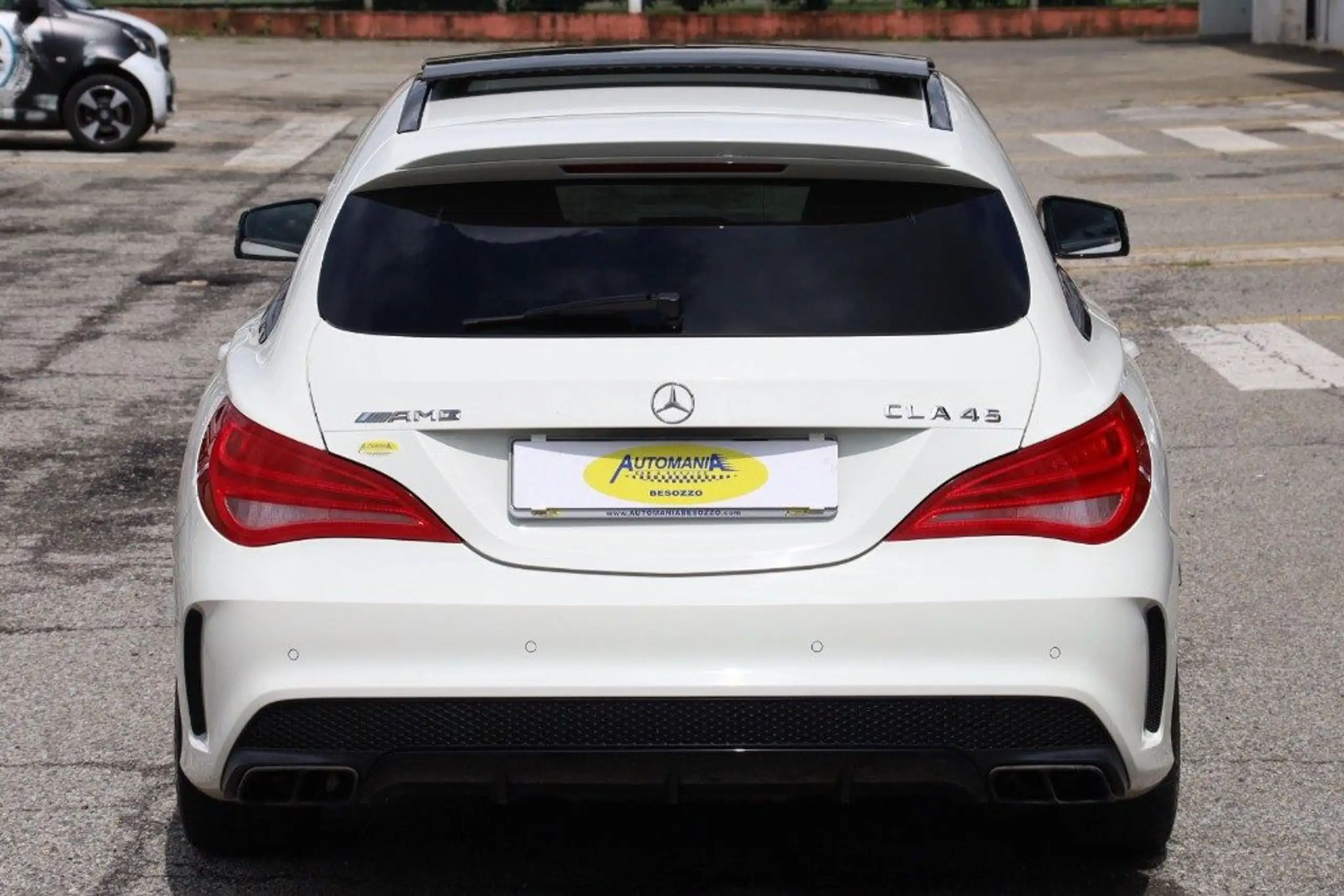 Mercedes-Benz - CLA 45 AMG