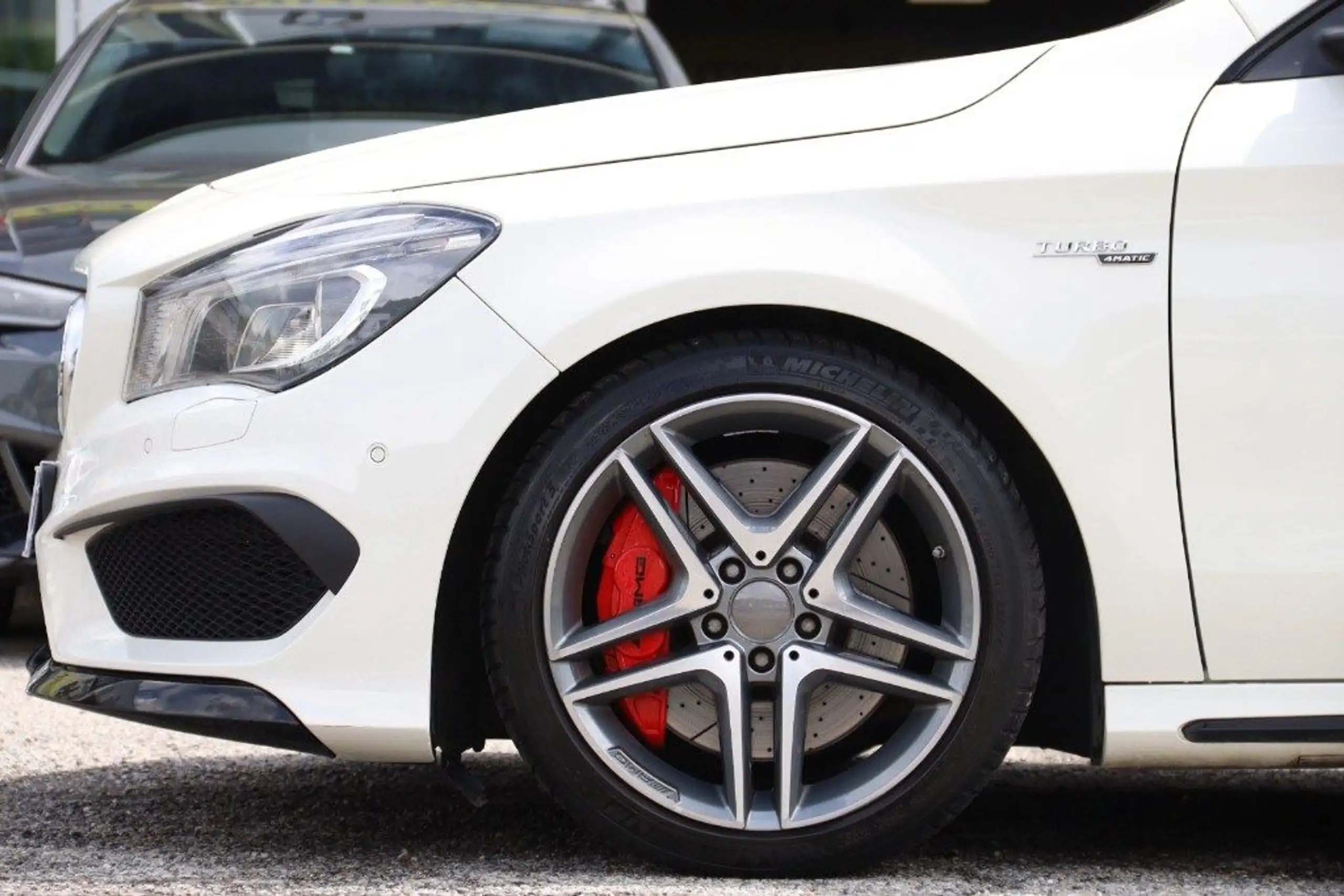 Mercedes-Benz - CLA 45 AMG