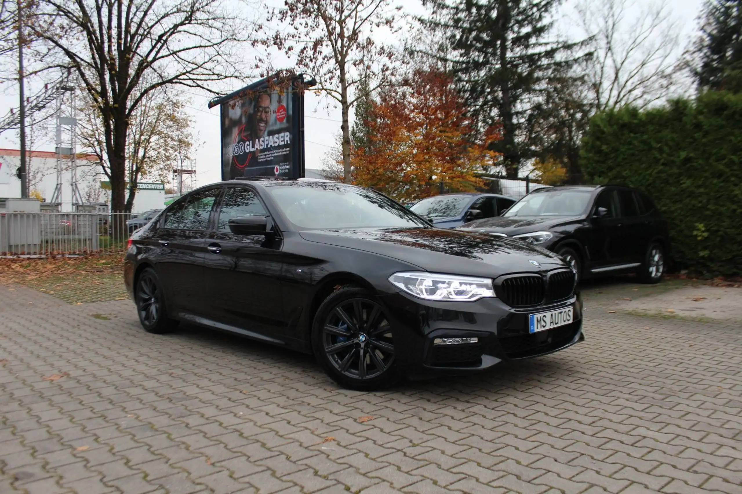 BMW - 530