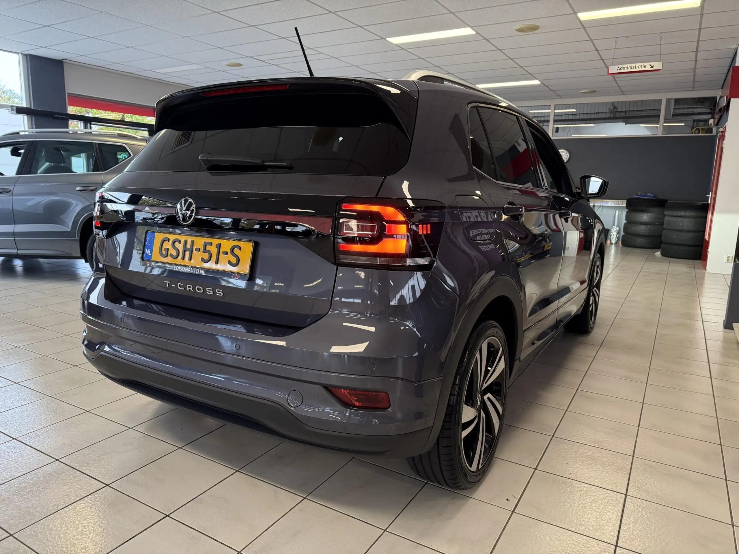 Volkswagen - T-Cross