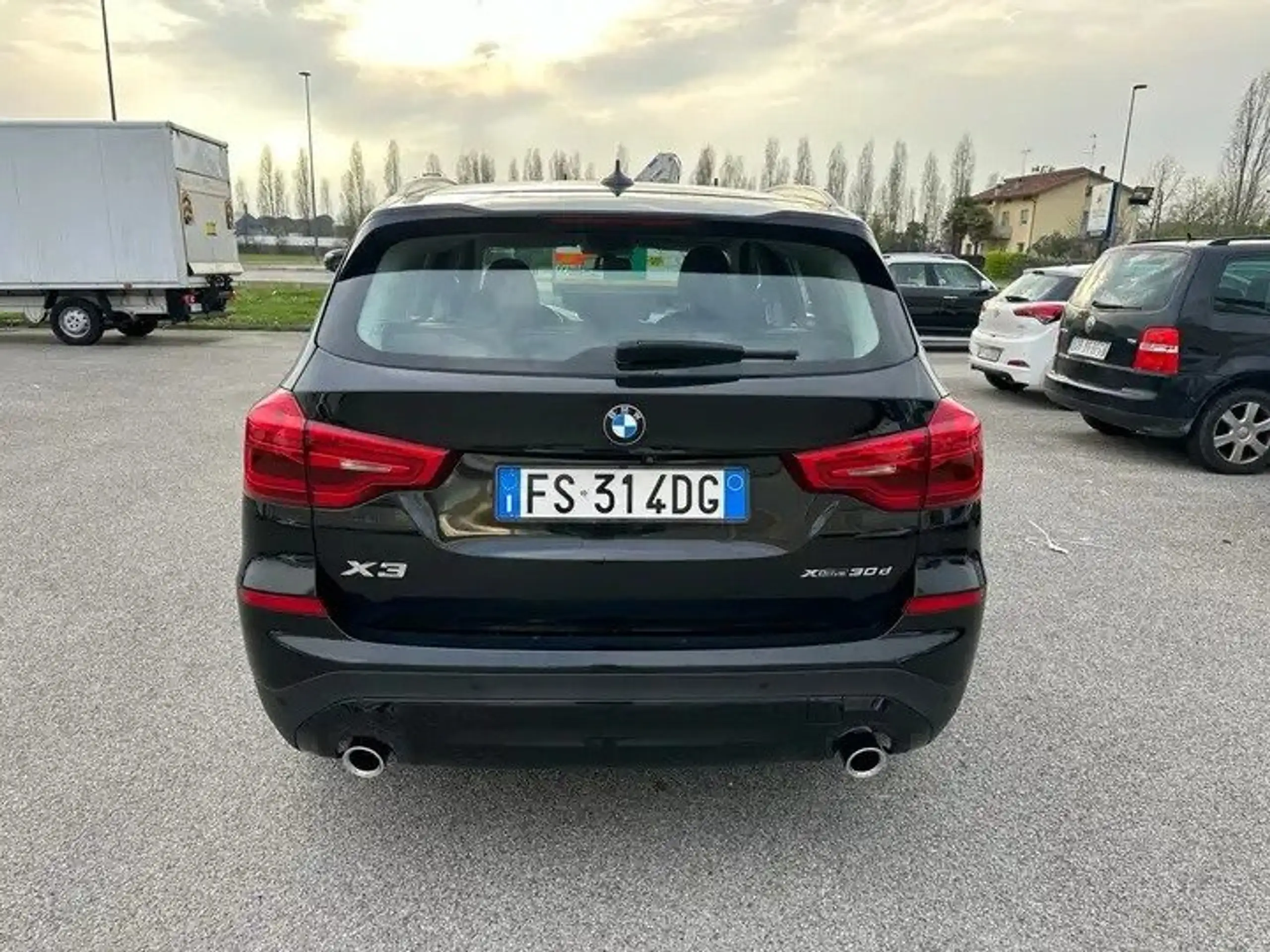 BMW - X3