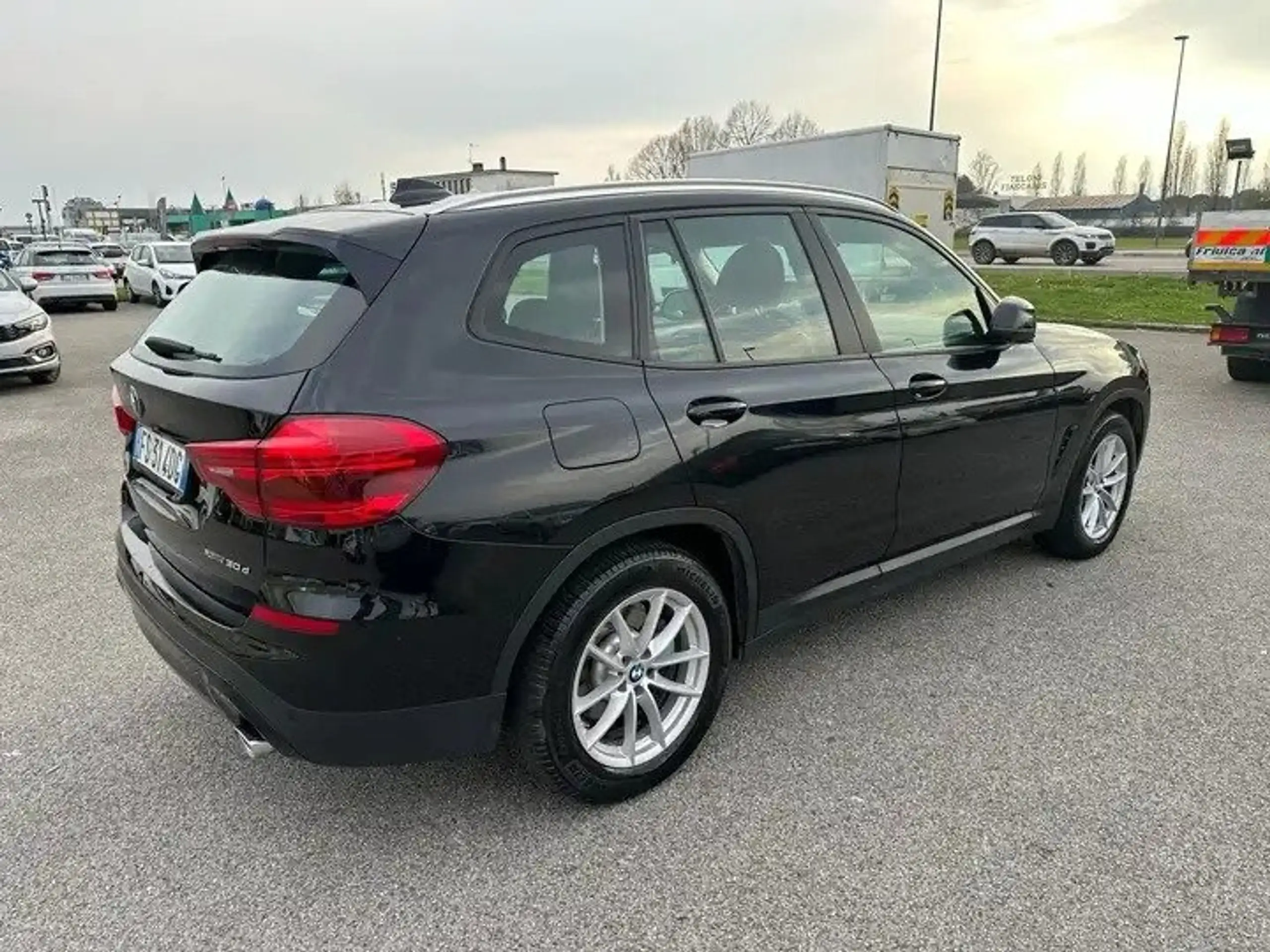 BMW - X3