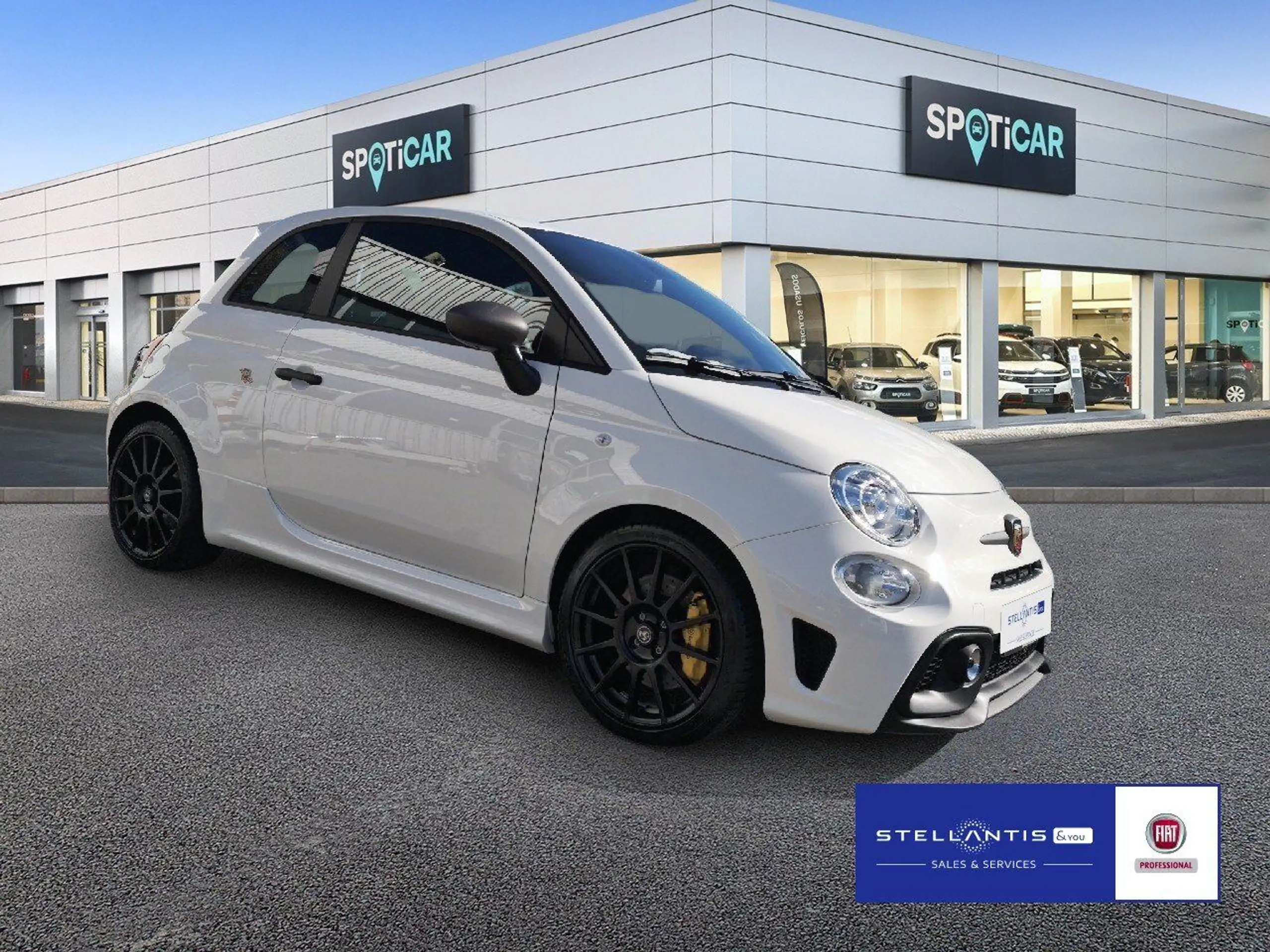 Abarth - 695