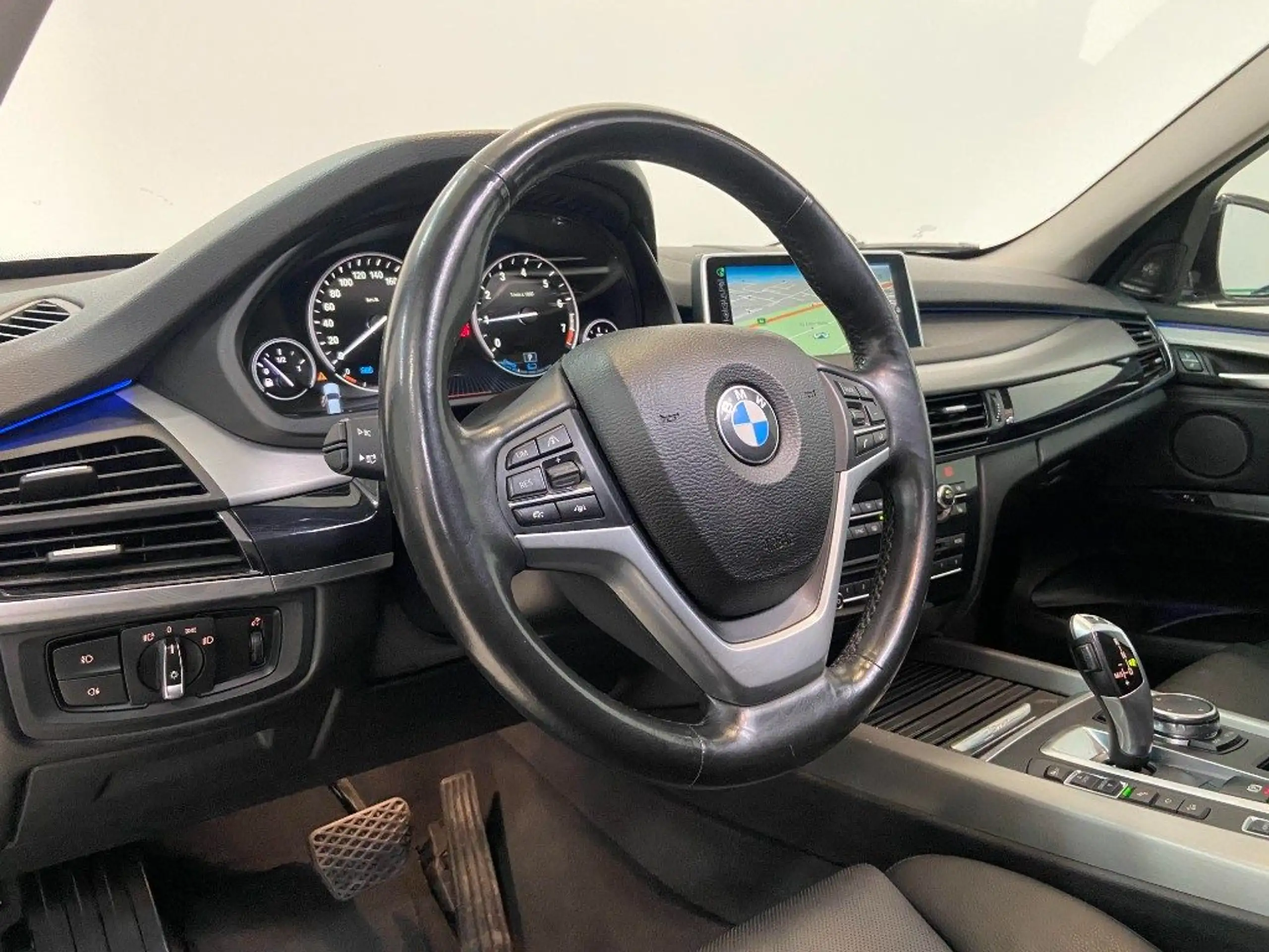 BMW - X5