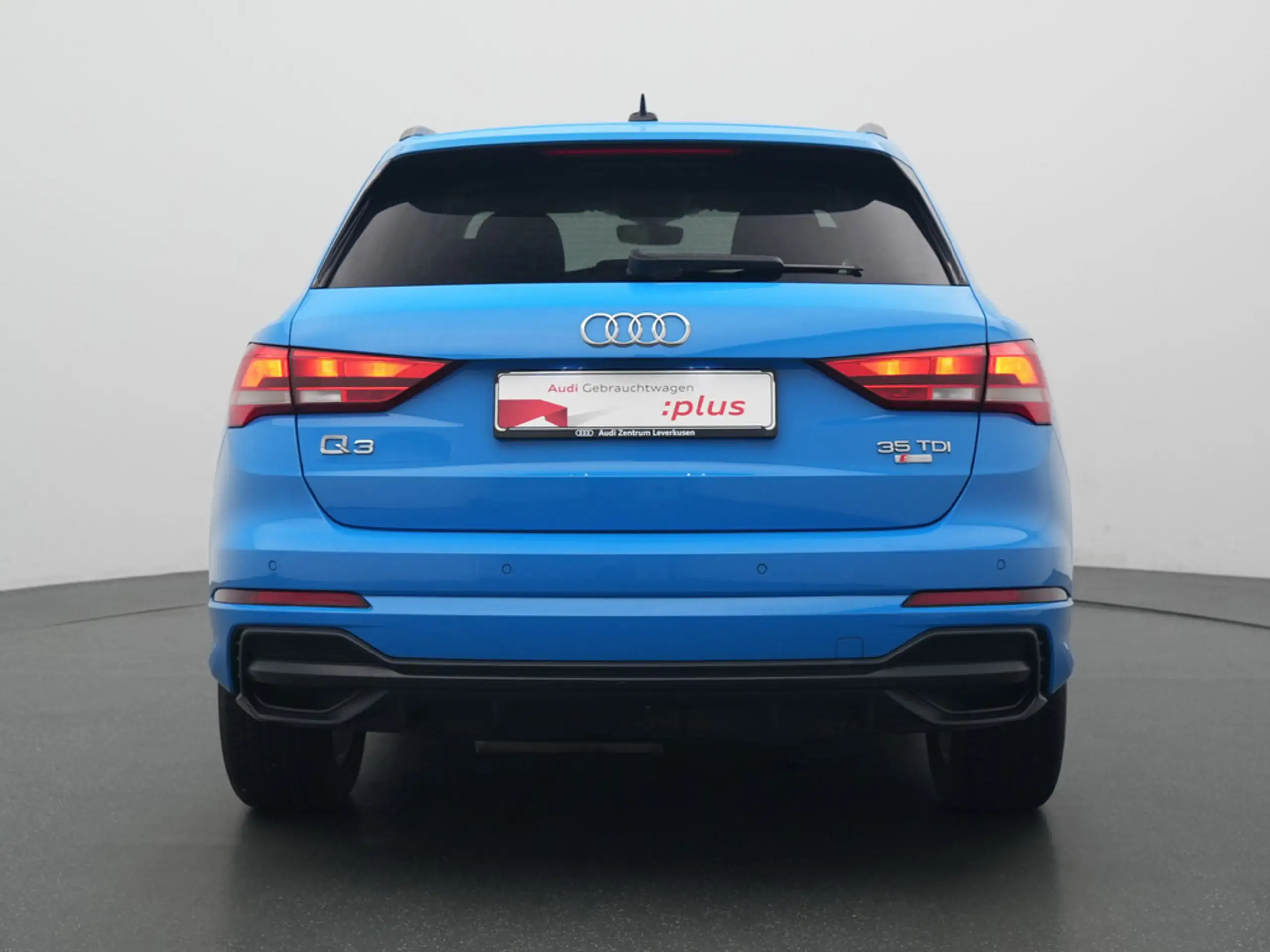 Audi - Q3