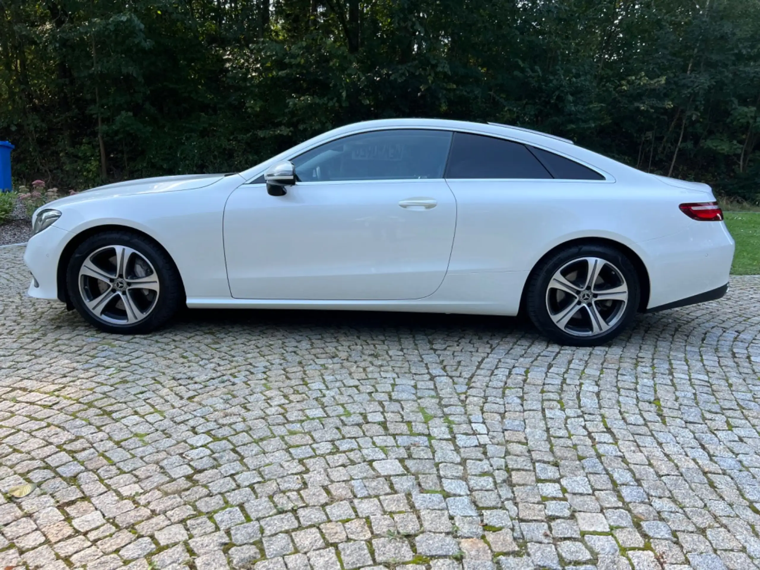 Mercedes-Benz - E 350