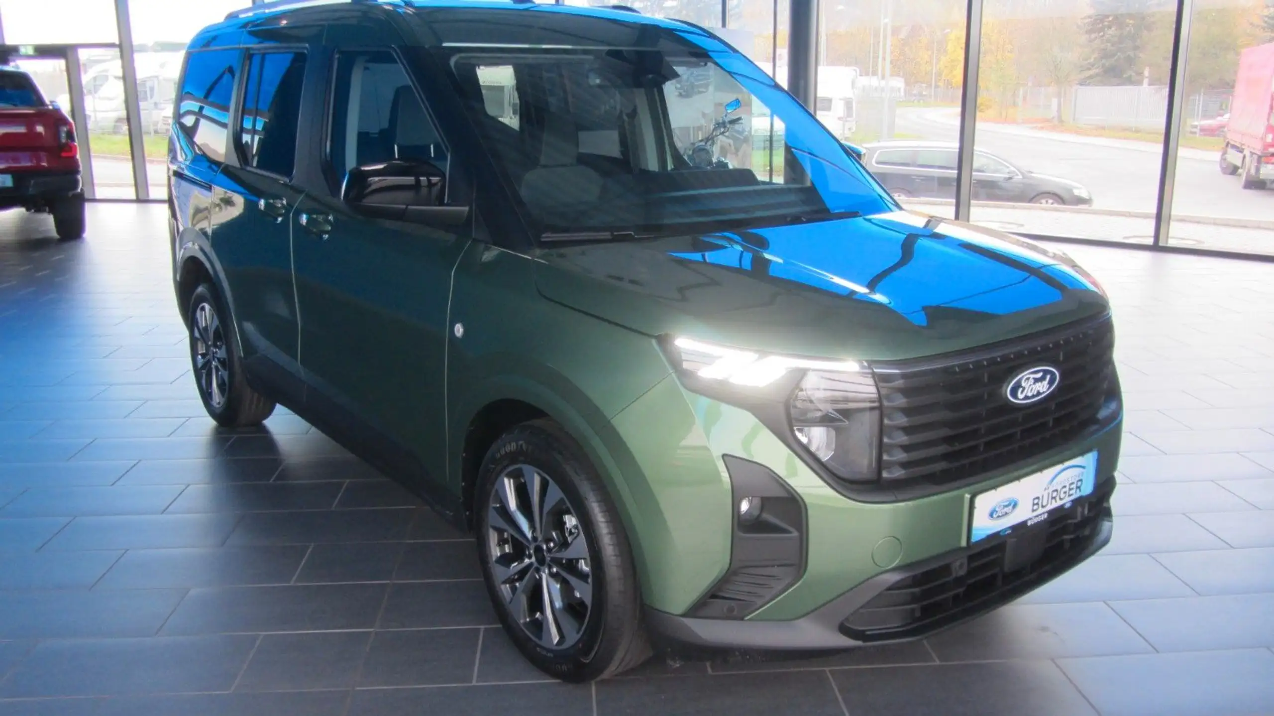 Ford - Tourneo Courier