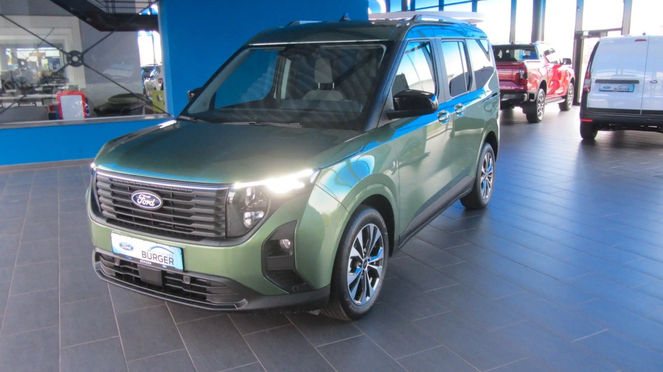 Ford Tourneo Courier 2024