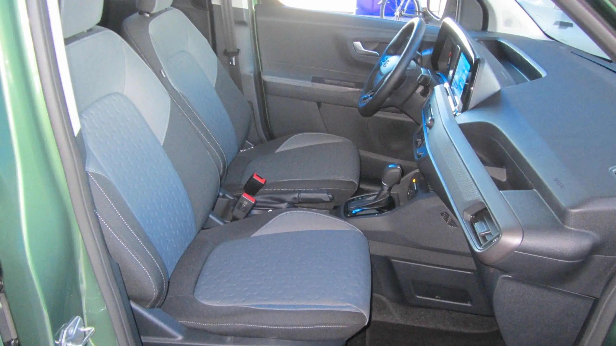 Ford - Tourneo Courier