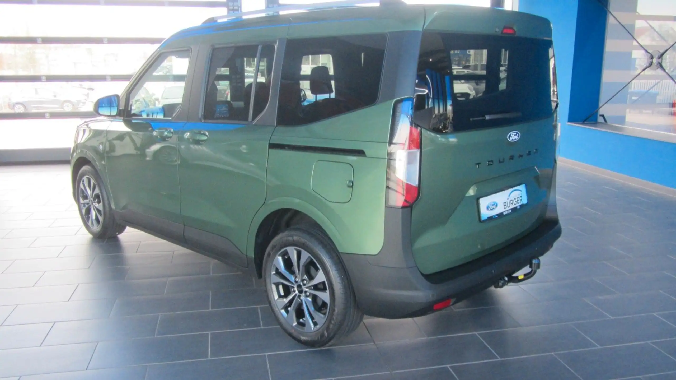 Ford - Tourneo Courier