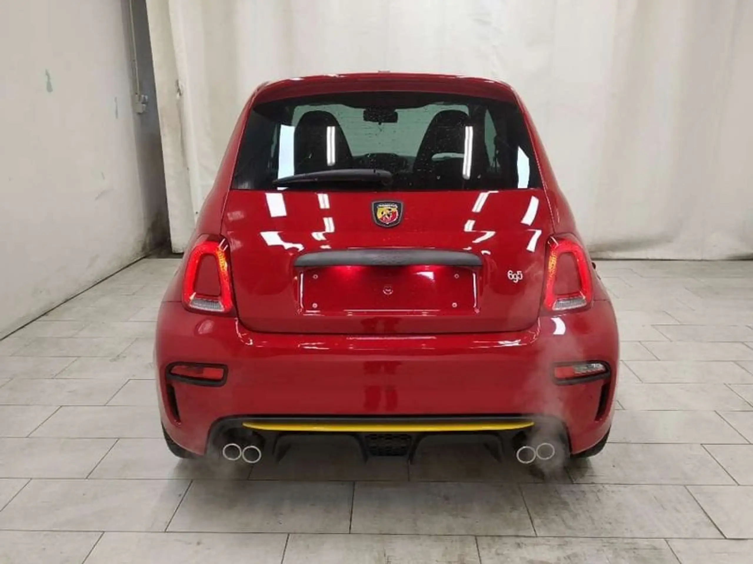 Abarth - 695