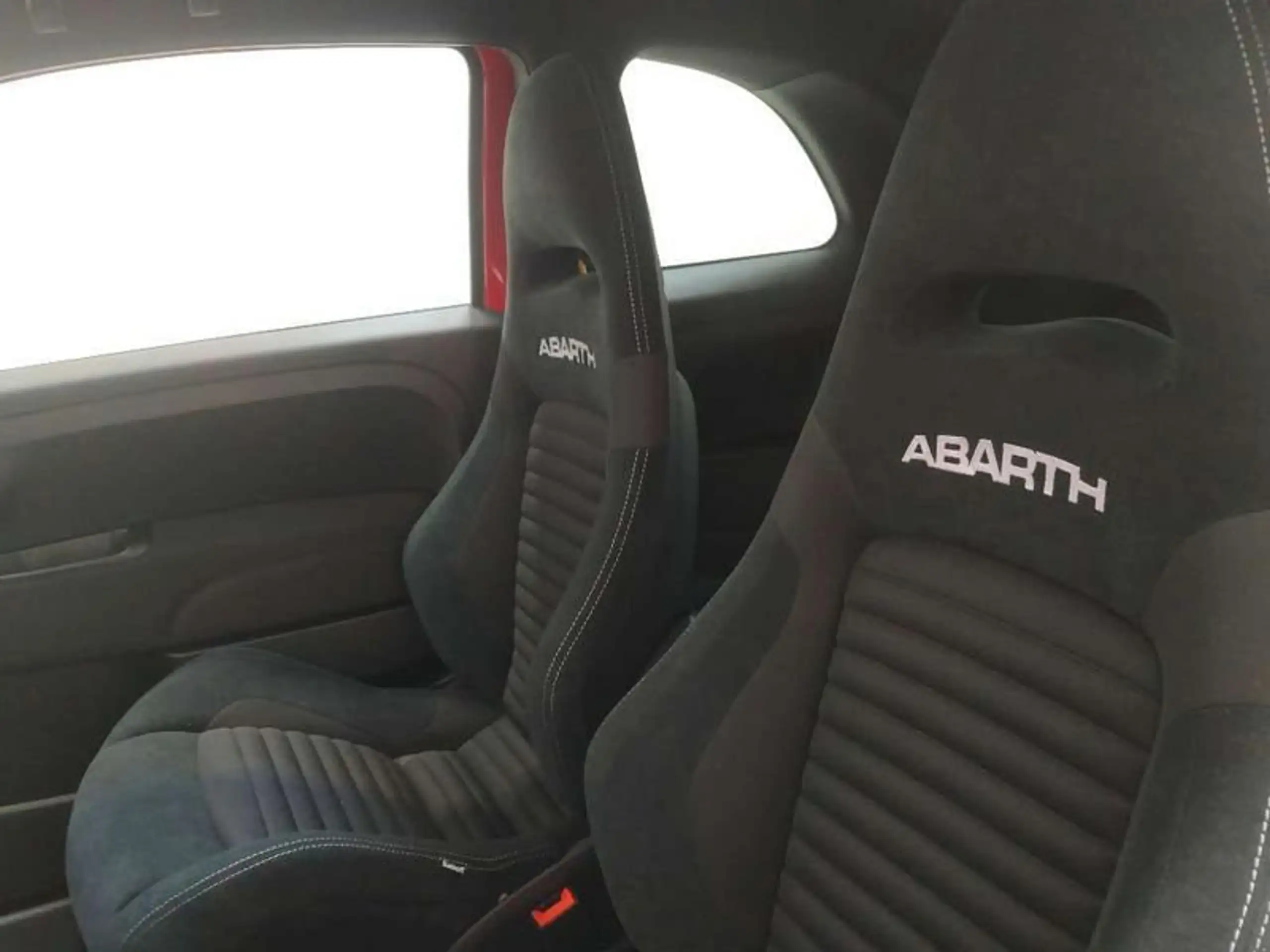 Abarth - 695