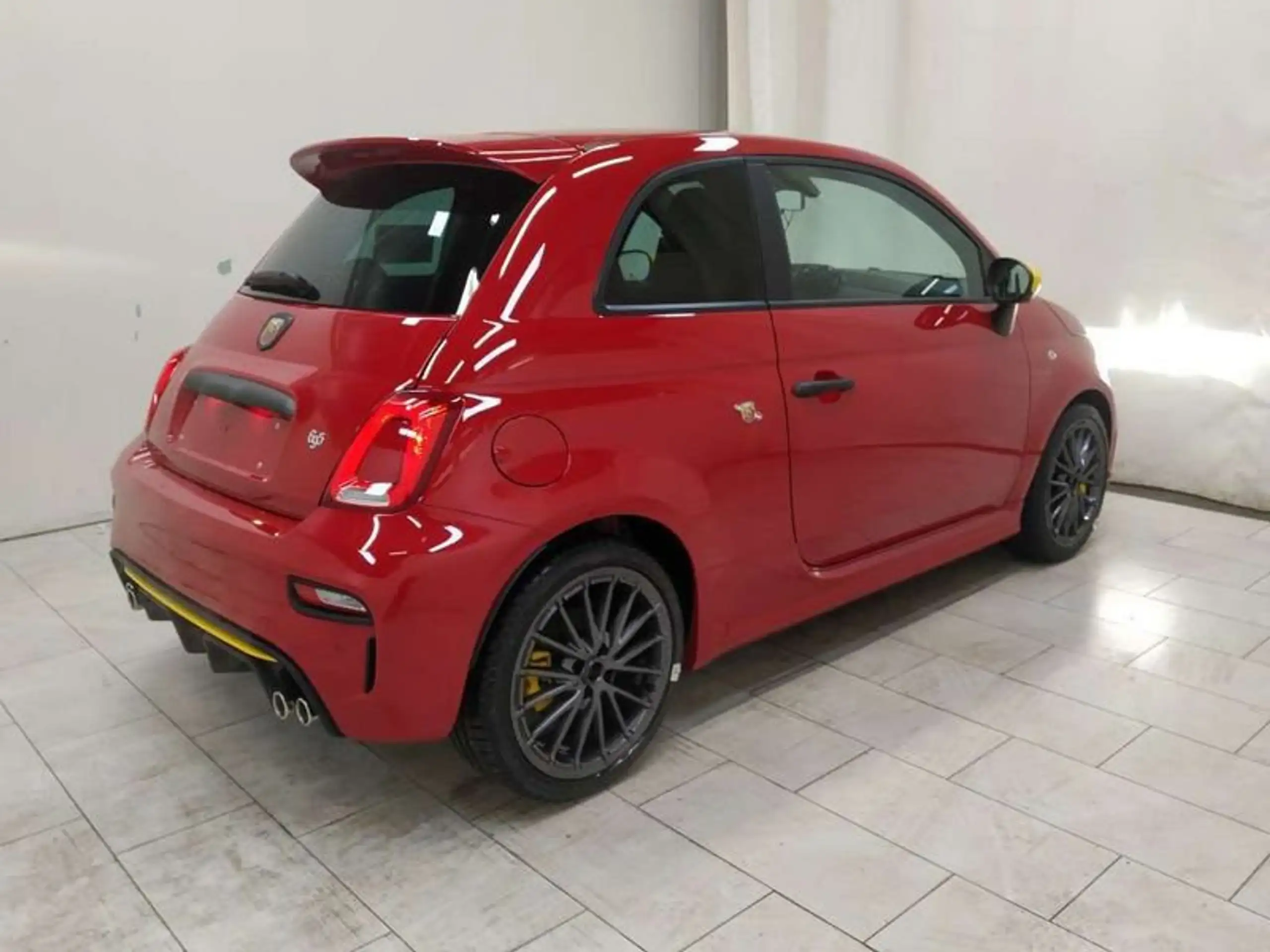 Abarth - 695