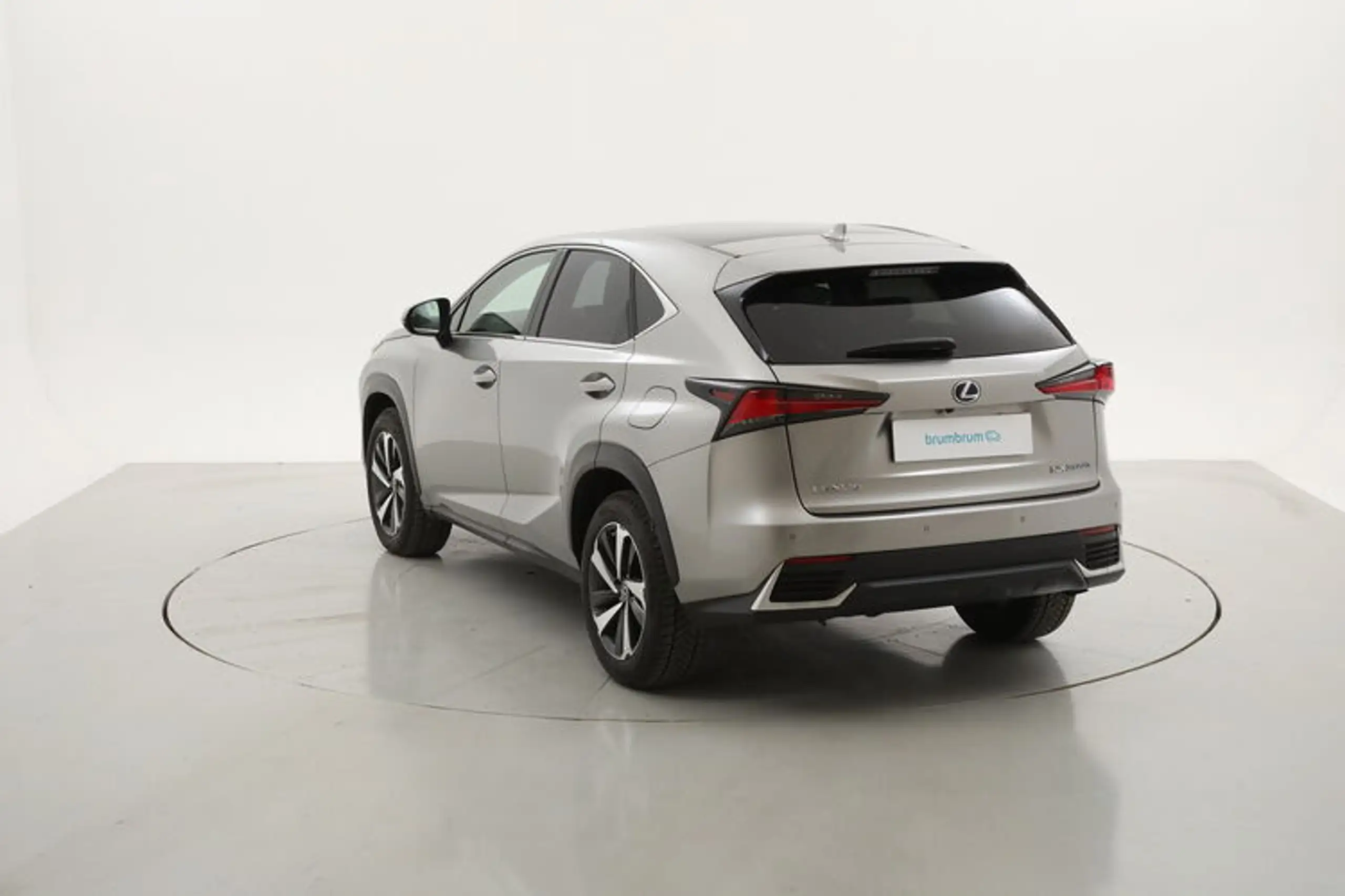 Lexus - NX 300