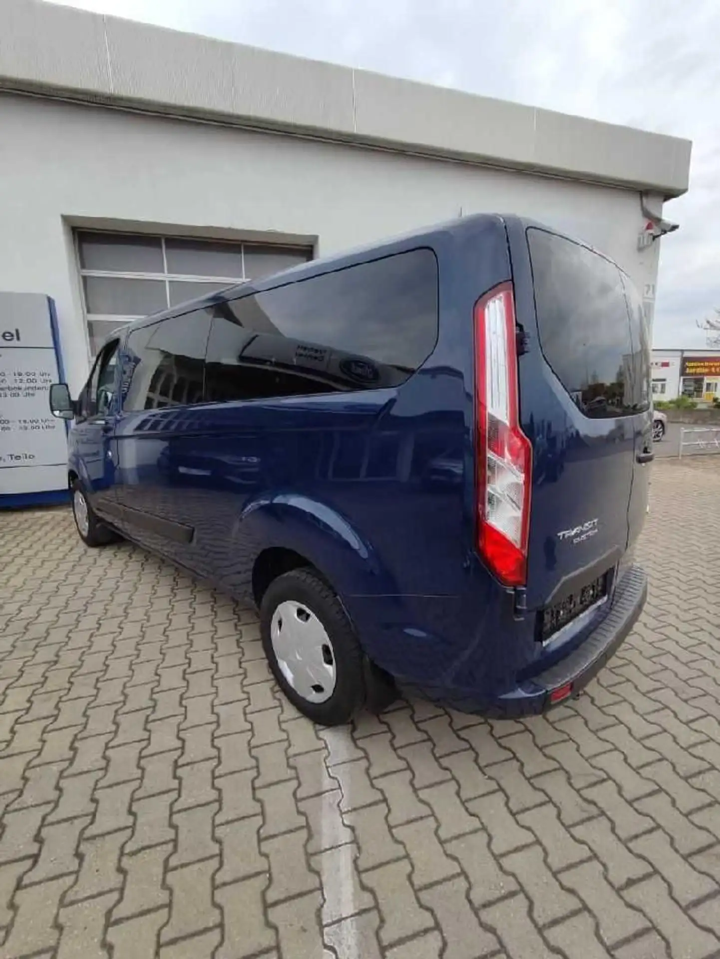 Ford - Transit Custom