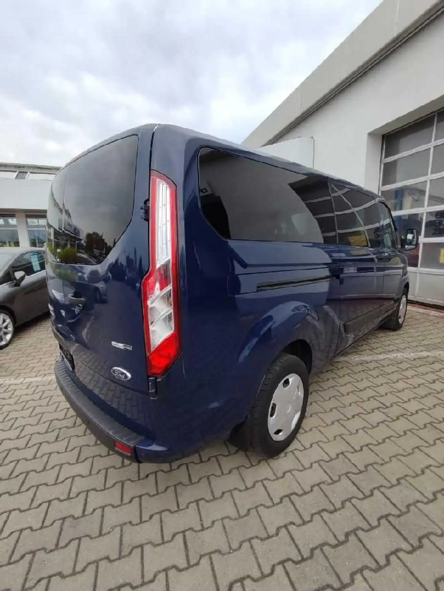 Ford - Transit Custom