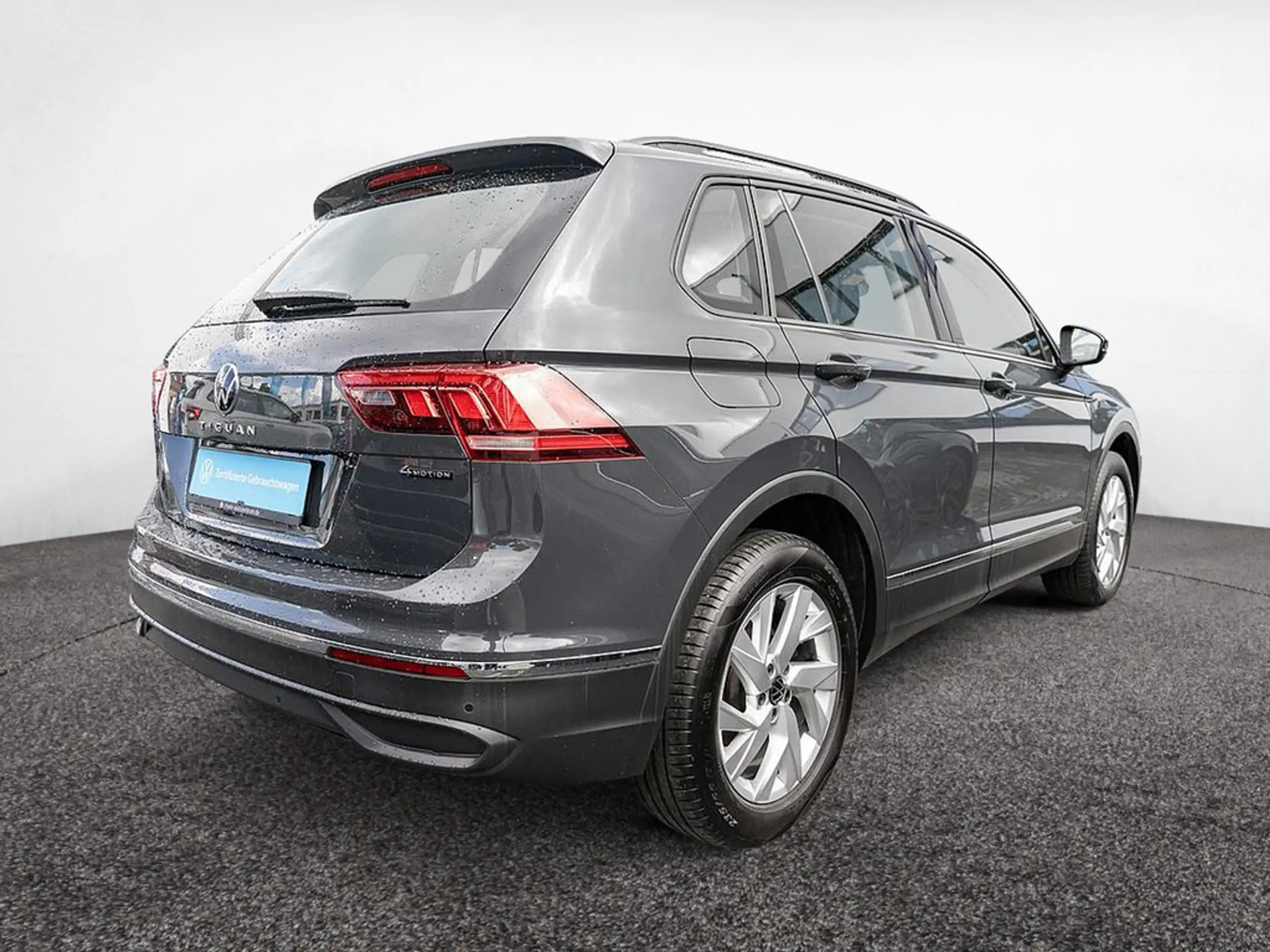 Volkswagen - Tiguan