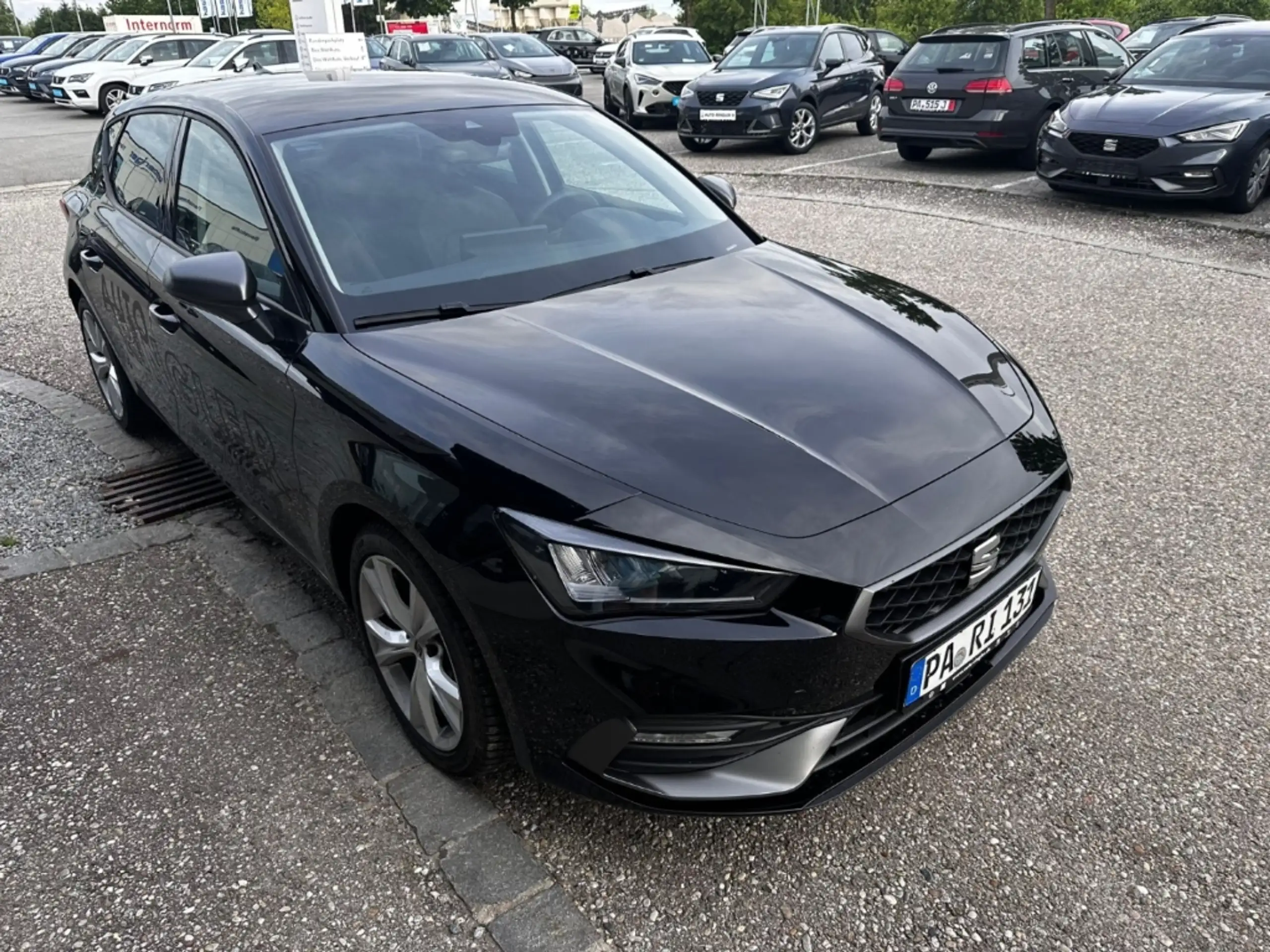 SEAT - Leon