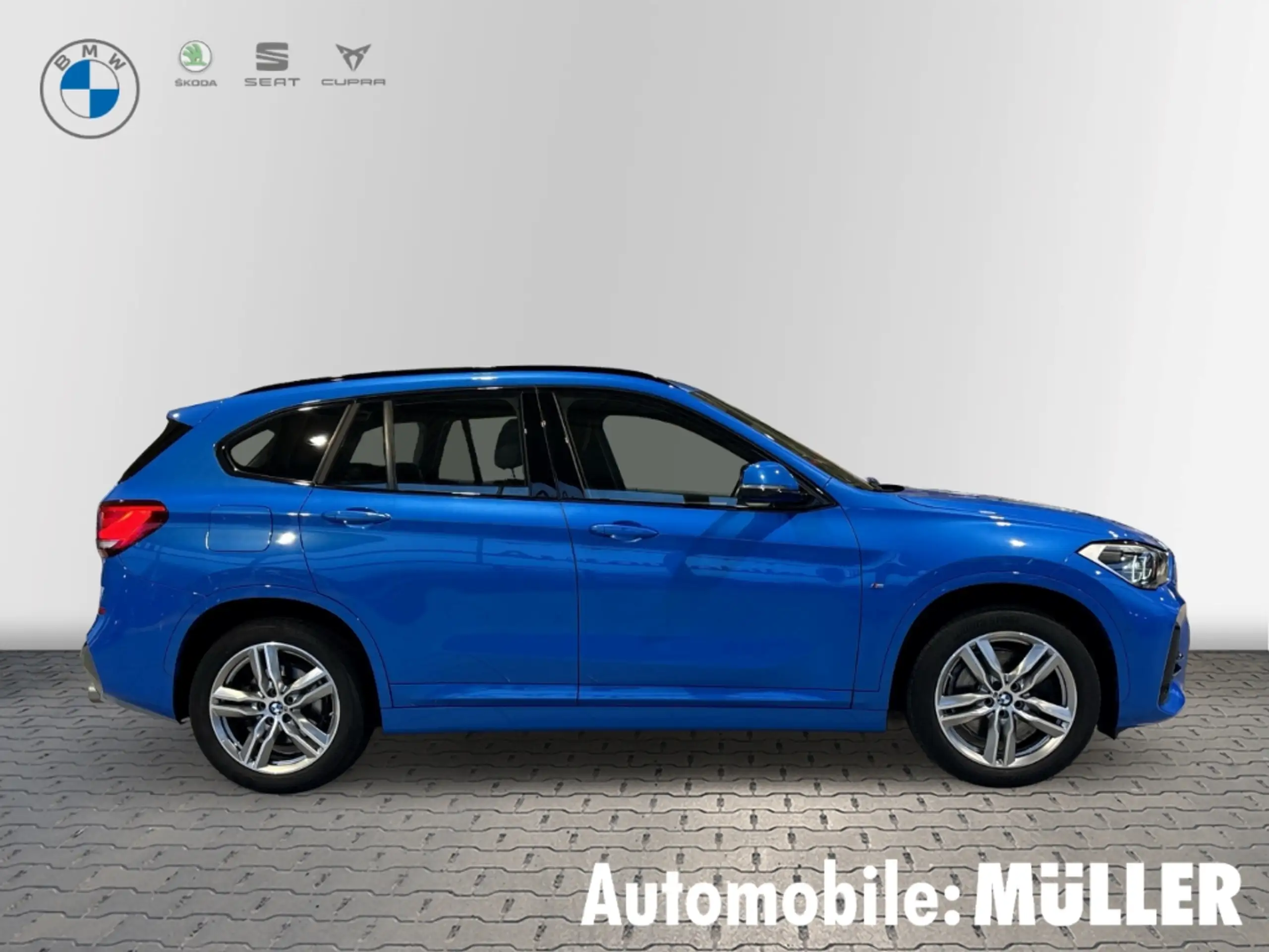 BMW - X1