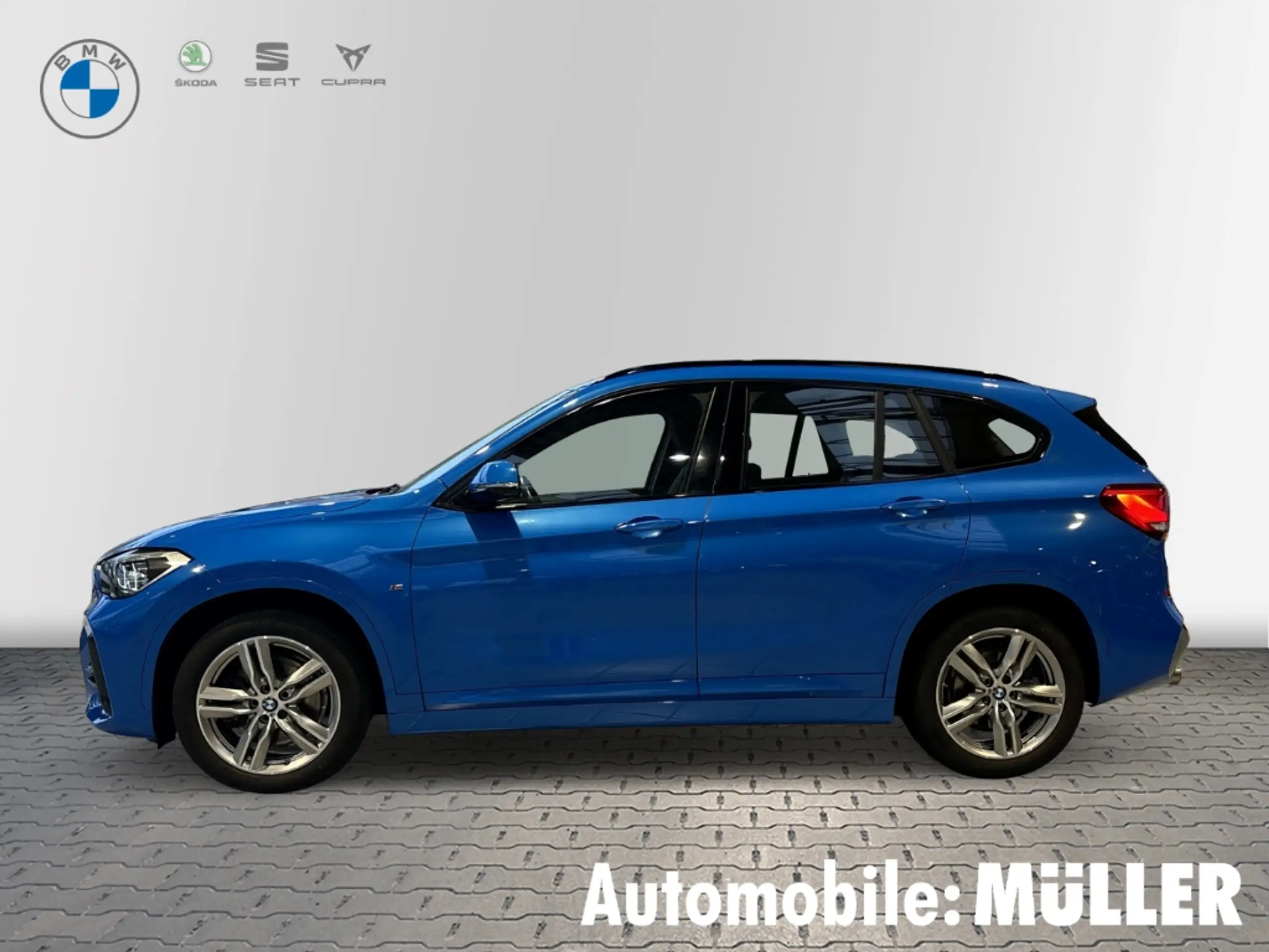 BMW - X1