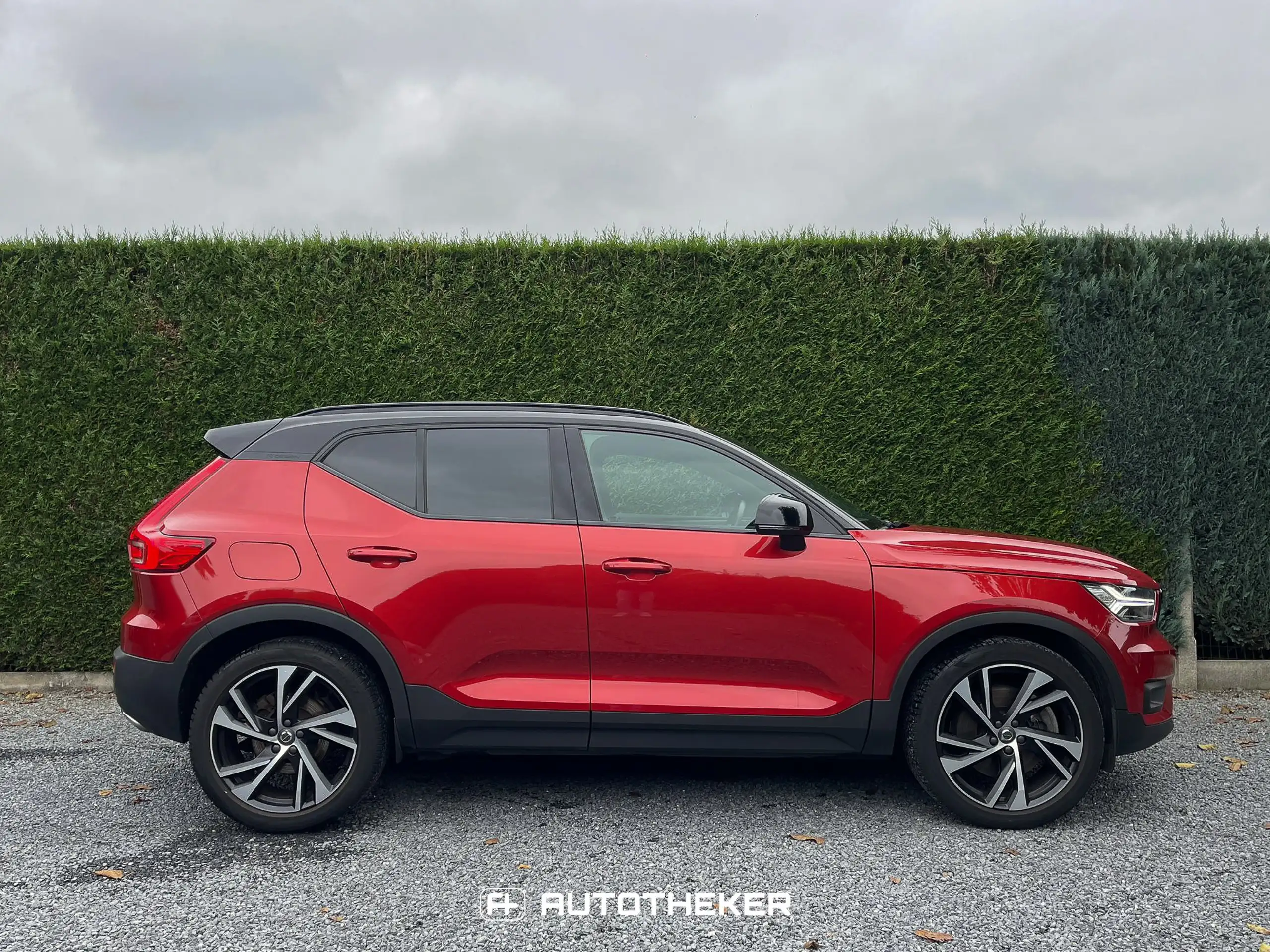 Volvo - XC40