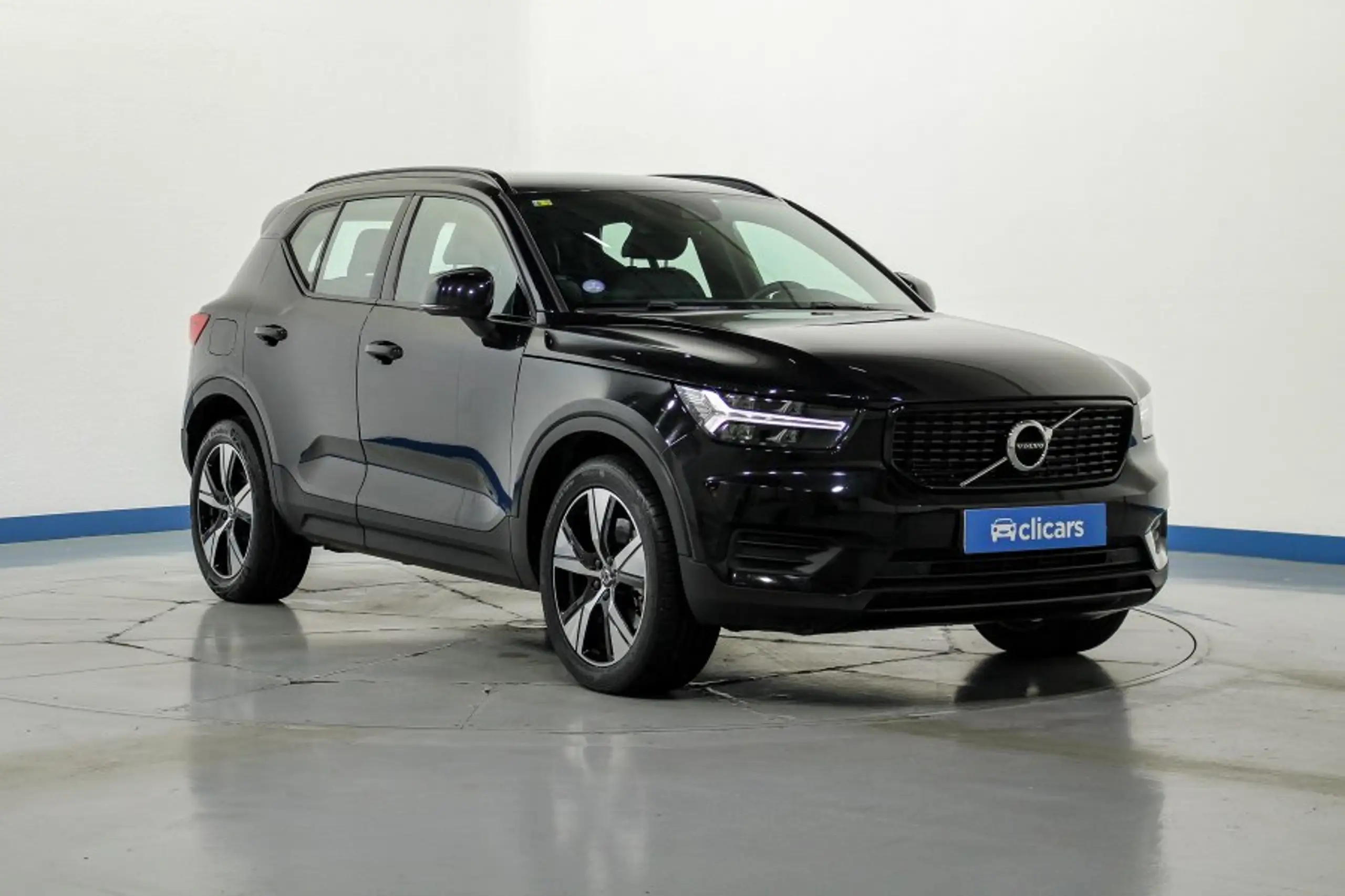 Volvo - XC40