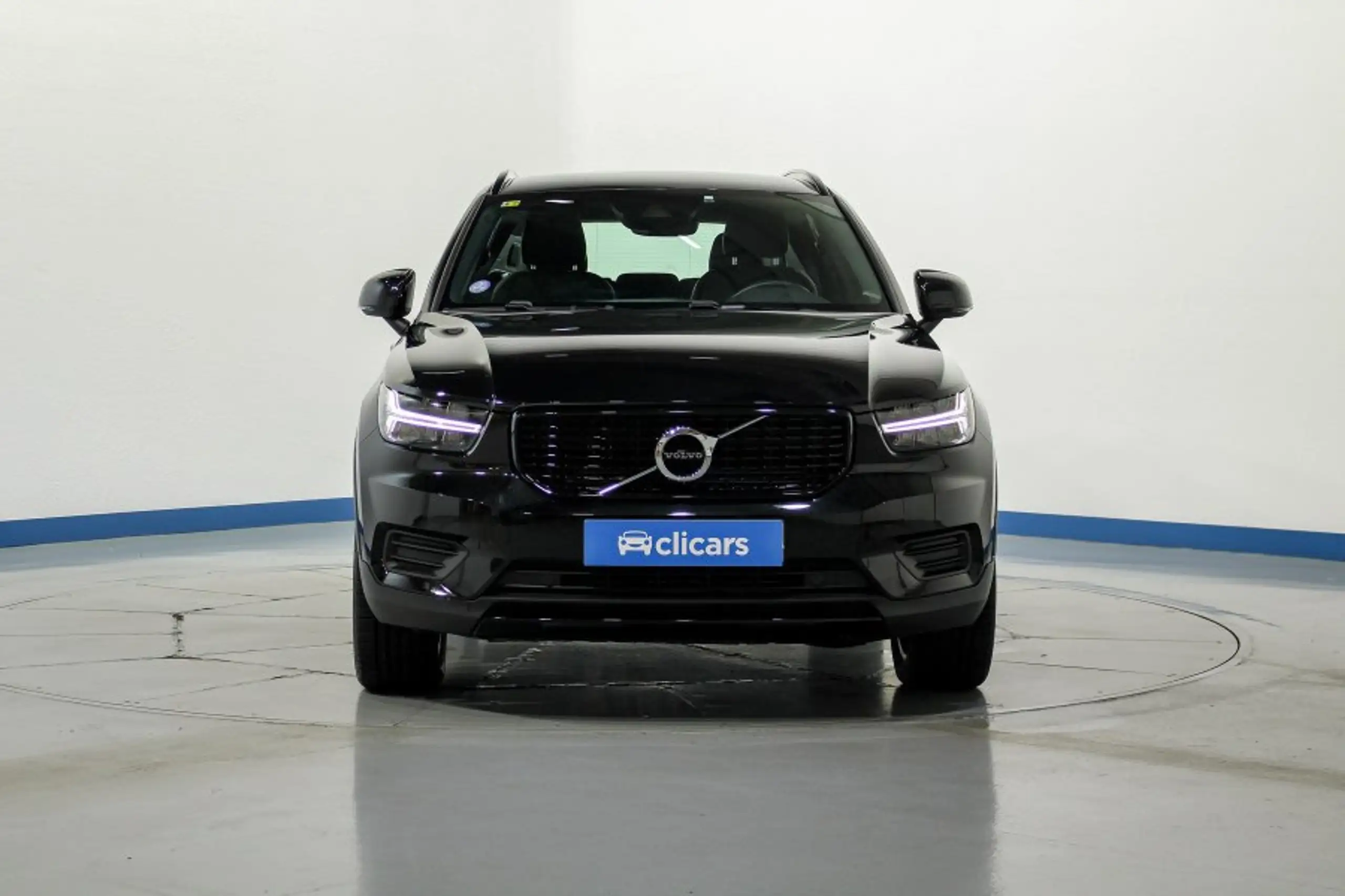 Volvo - XC40