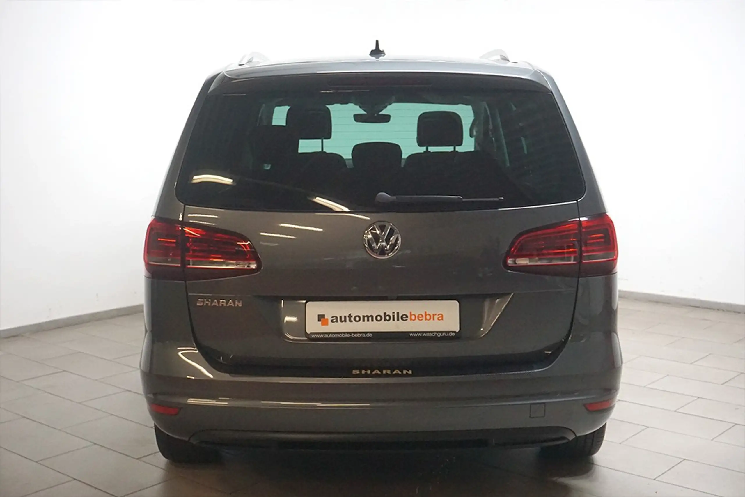 Volkswagen - Sharan