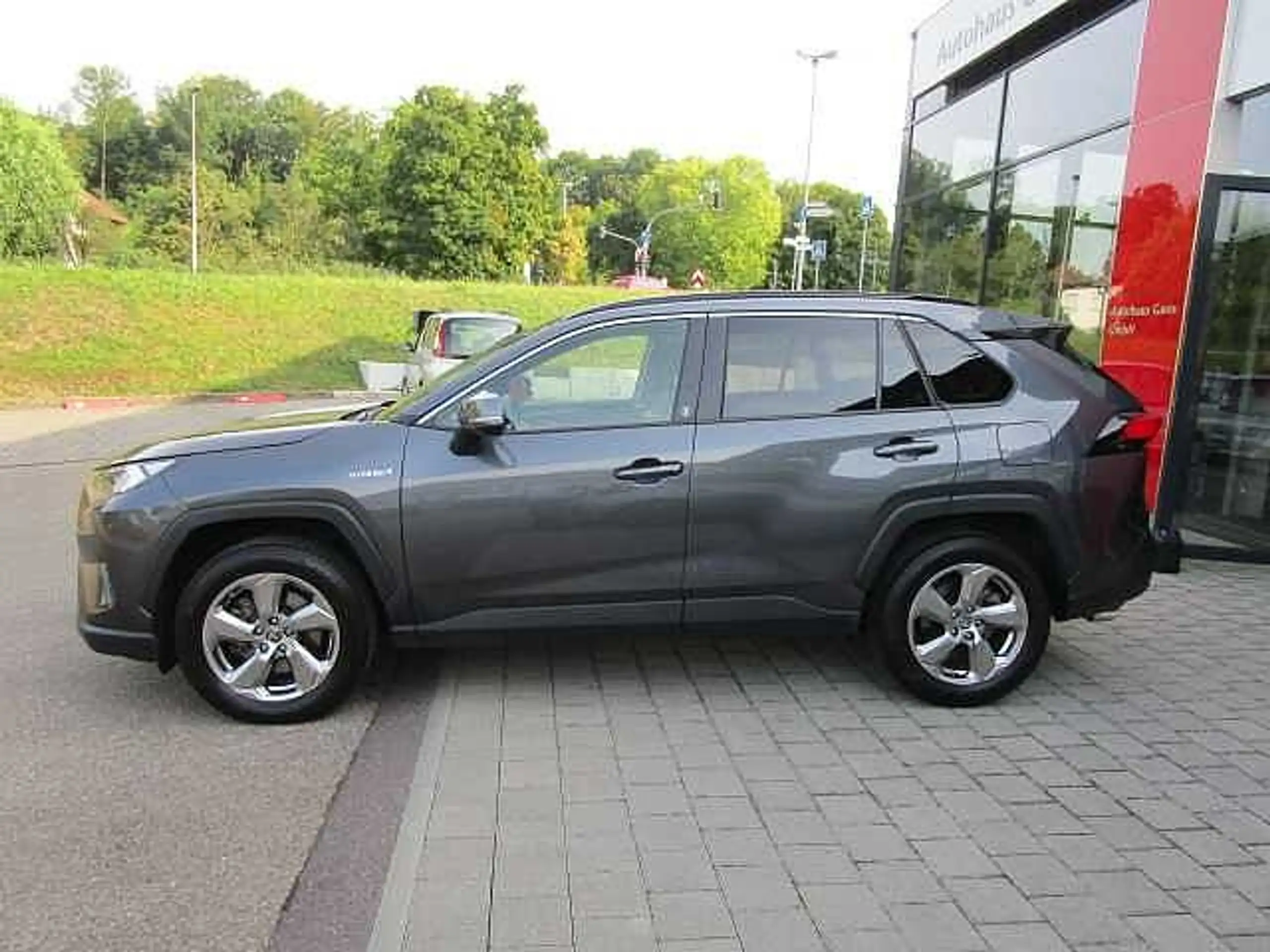 Toyota - RAV 4