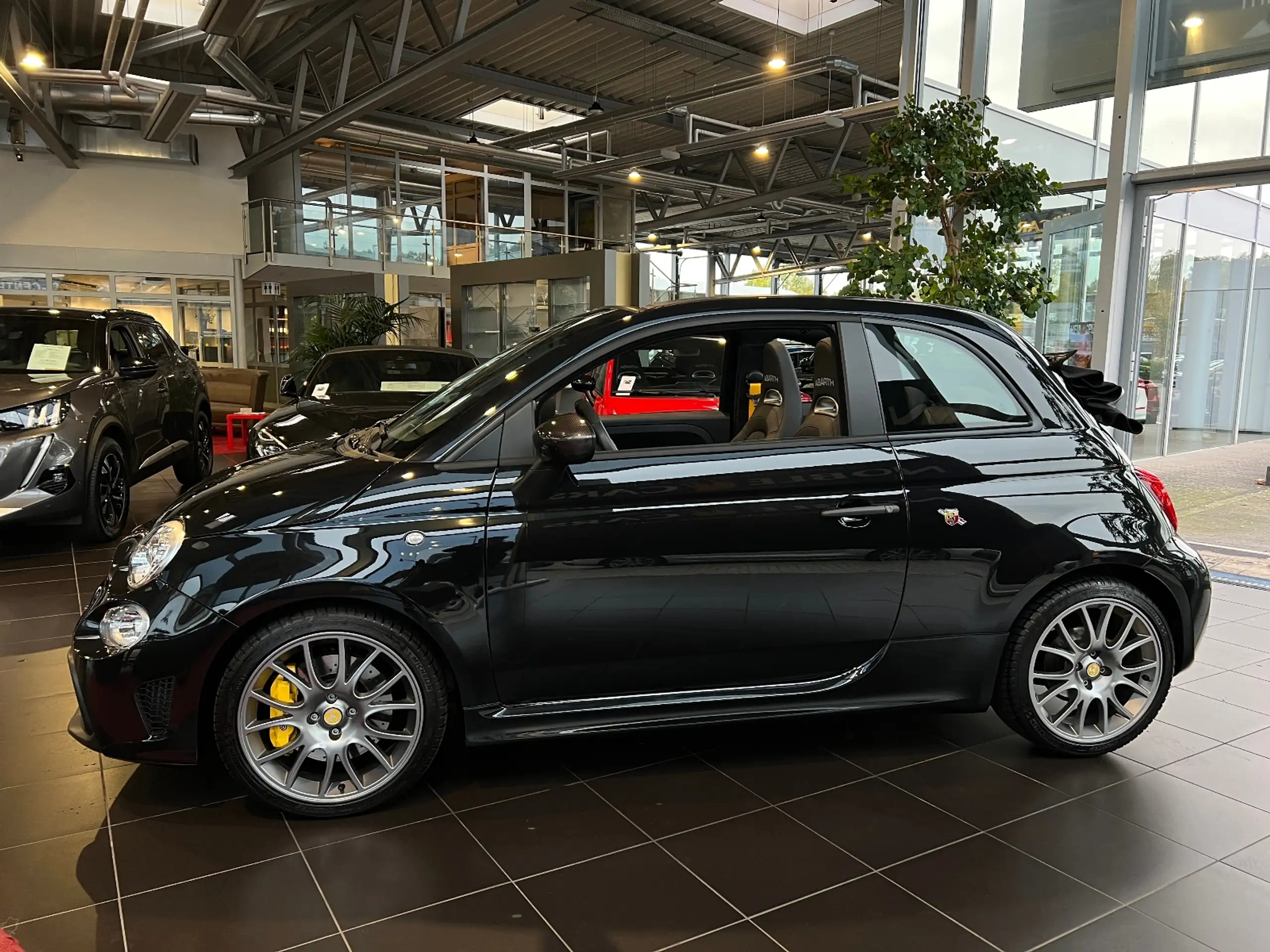 Abarth - 695C